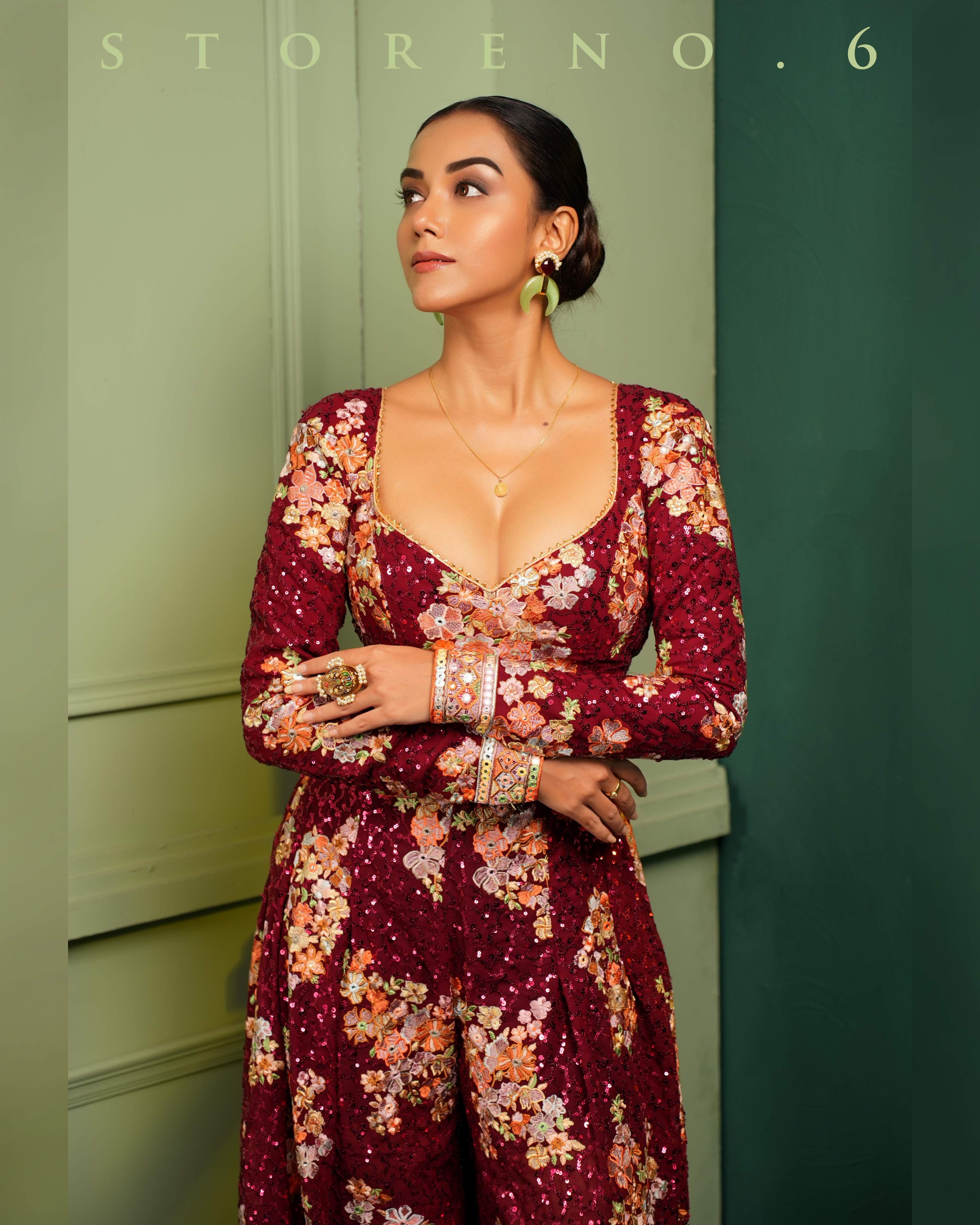 RAAKT AFSOON SNAZZY BLOUSE