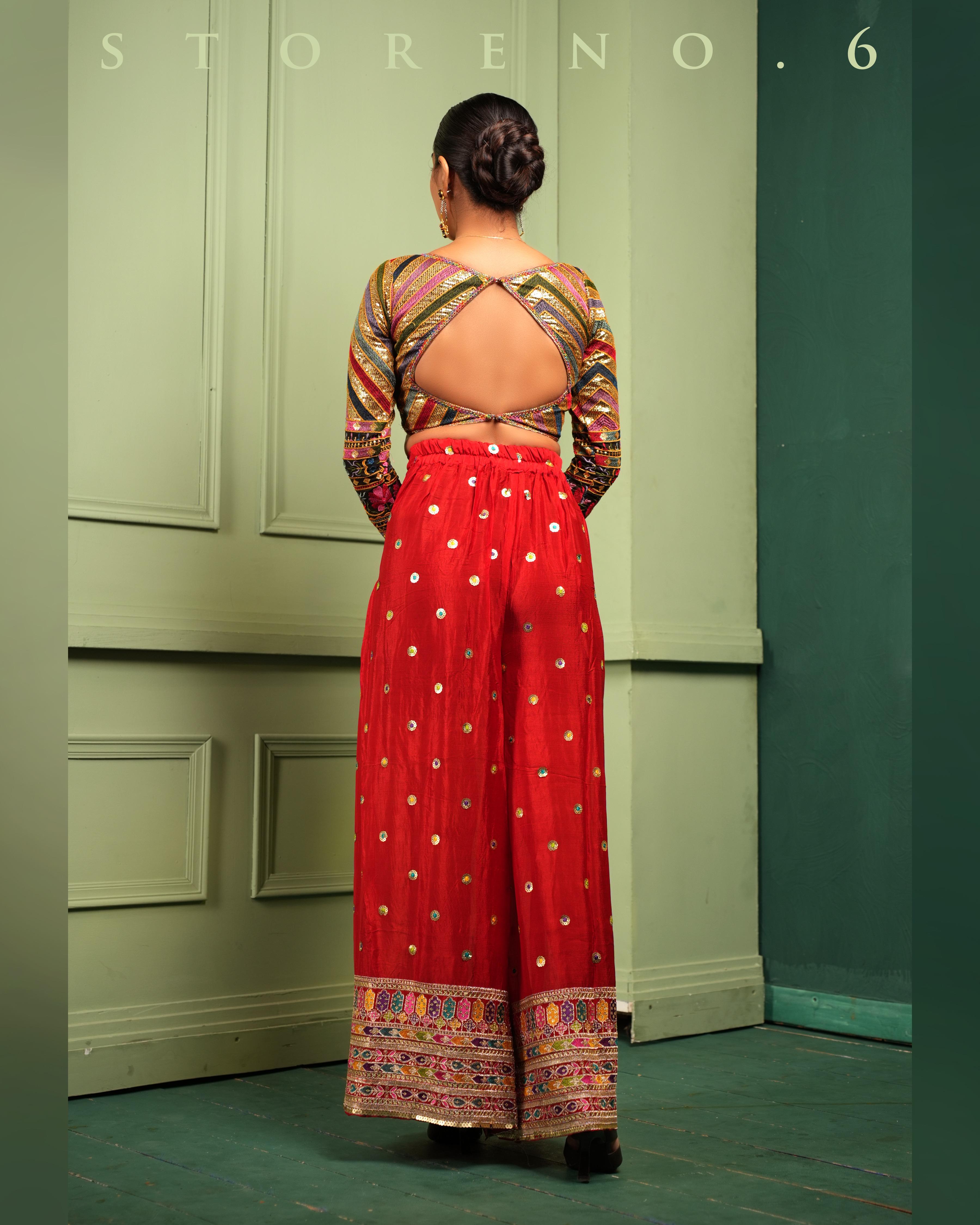 BEBAAK SIAH SASSY BLOUSE
