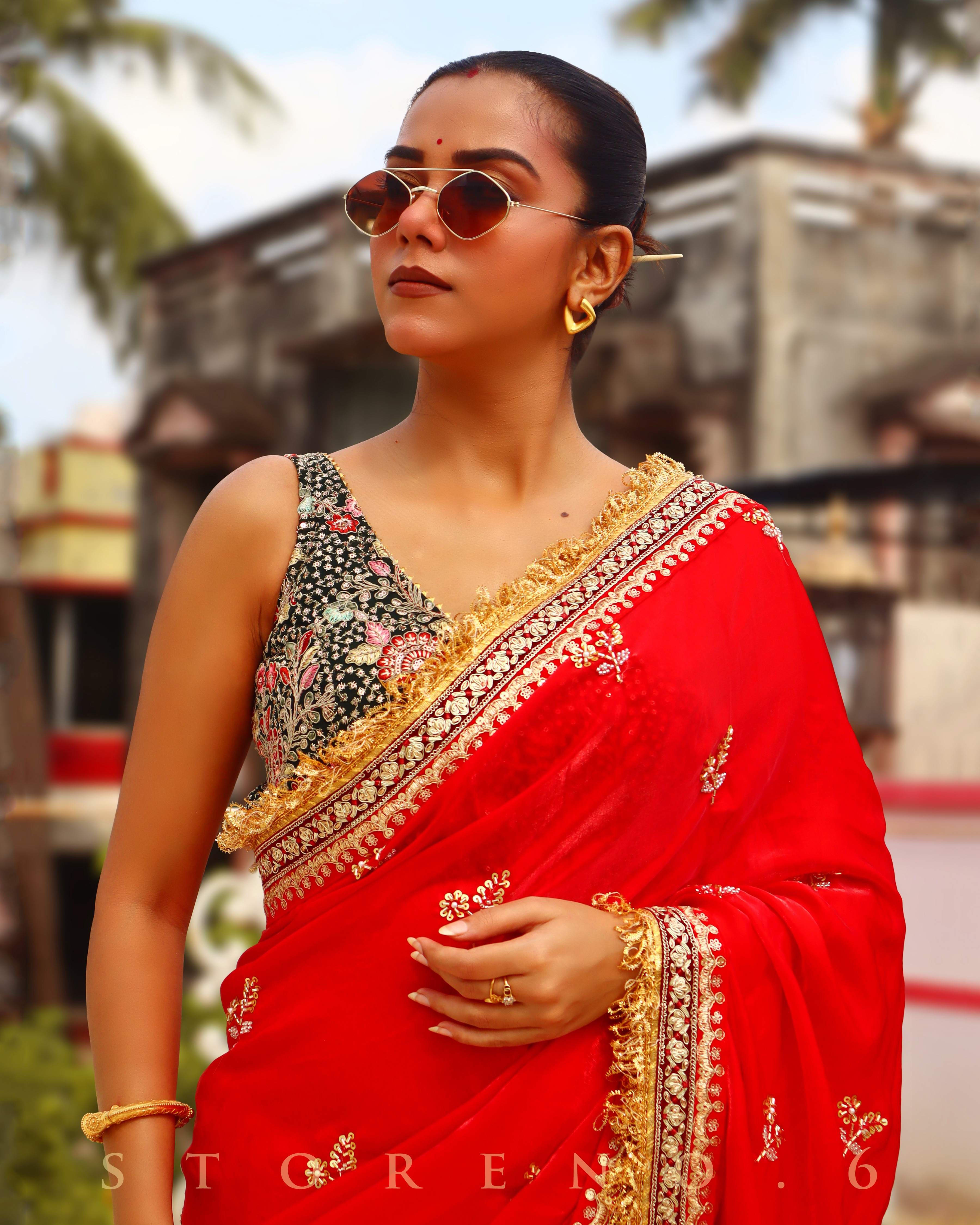 JULY JUBILEE SAREE WITH PINE PARADISE SLEEVELESS BLOUSE