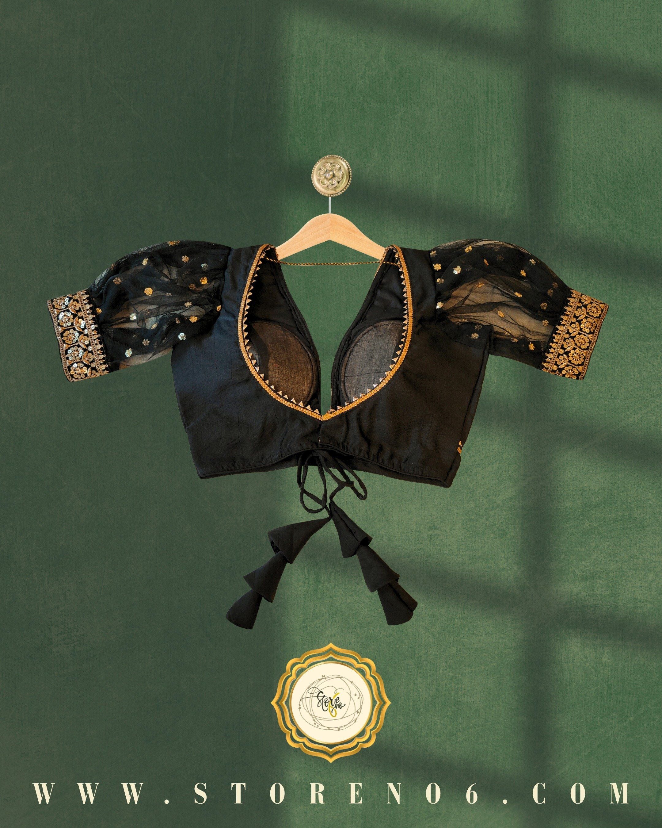 VINATGE BLACK BLOUSE