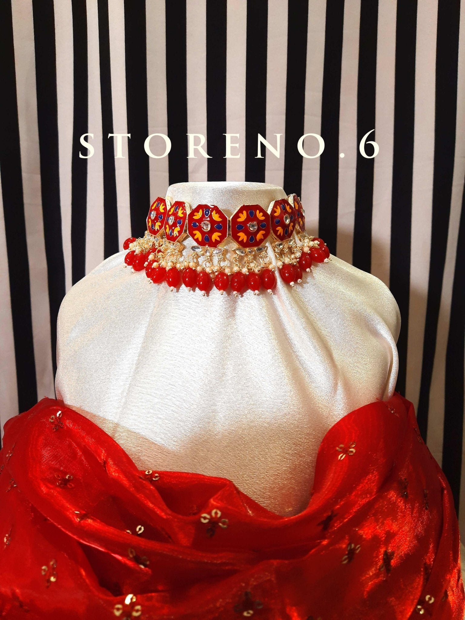 BURGUNDY RED CORA CHOKER