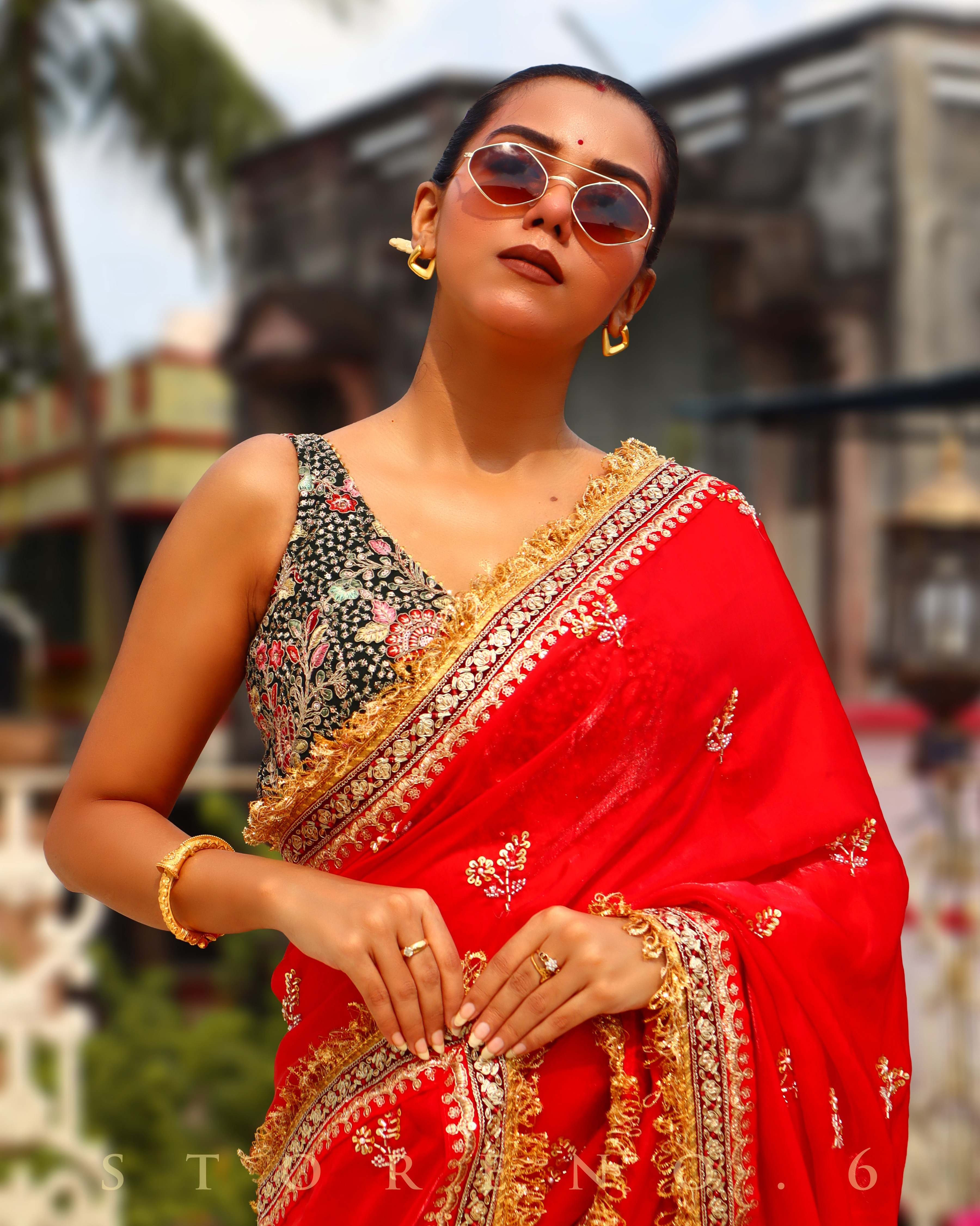 JULY JUBILEE SAREE WITH PINE PARADISE SLEEVELESS BLOUSE