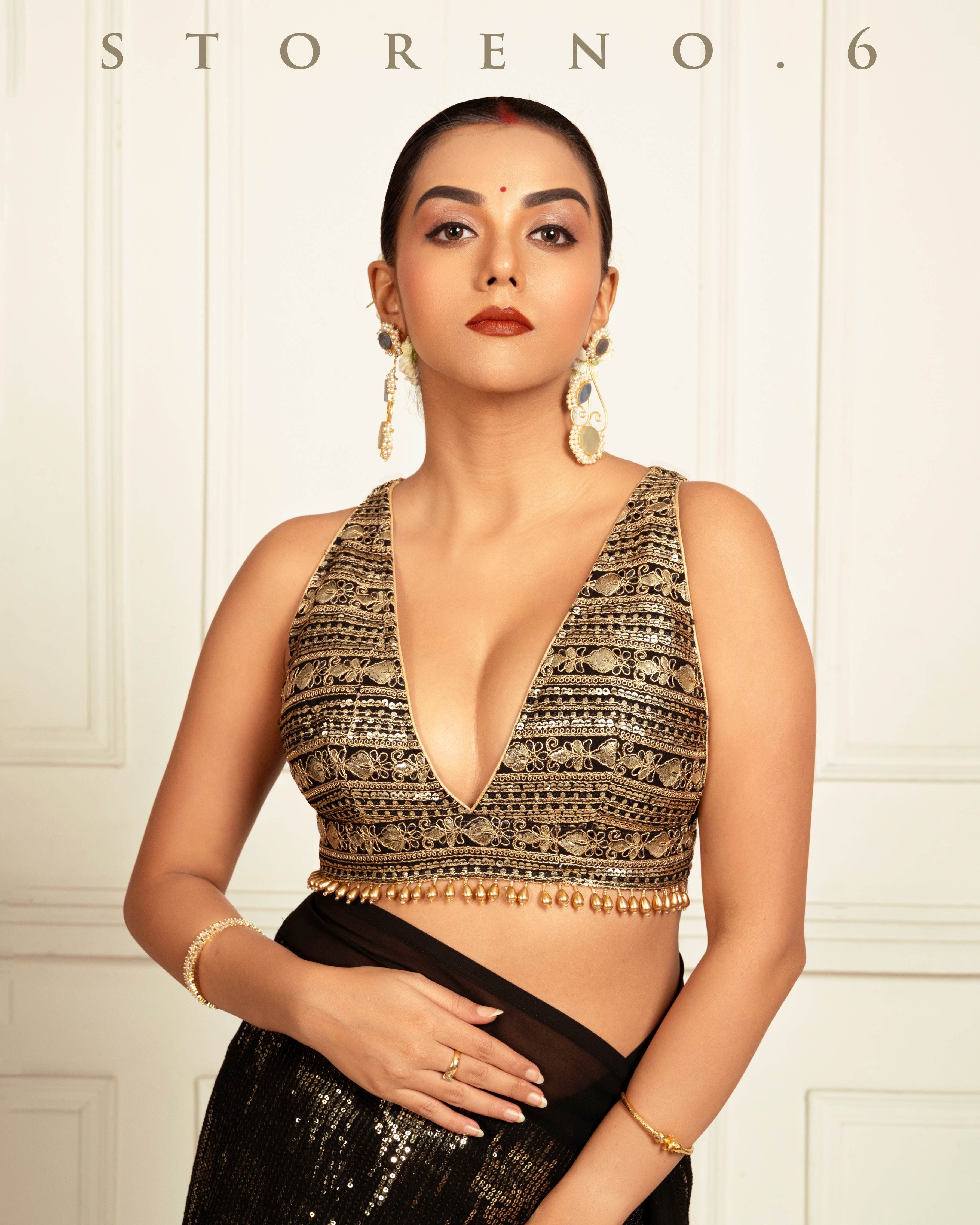 SHINNING SHADOW SASS BLOUSE