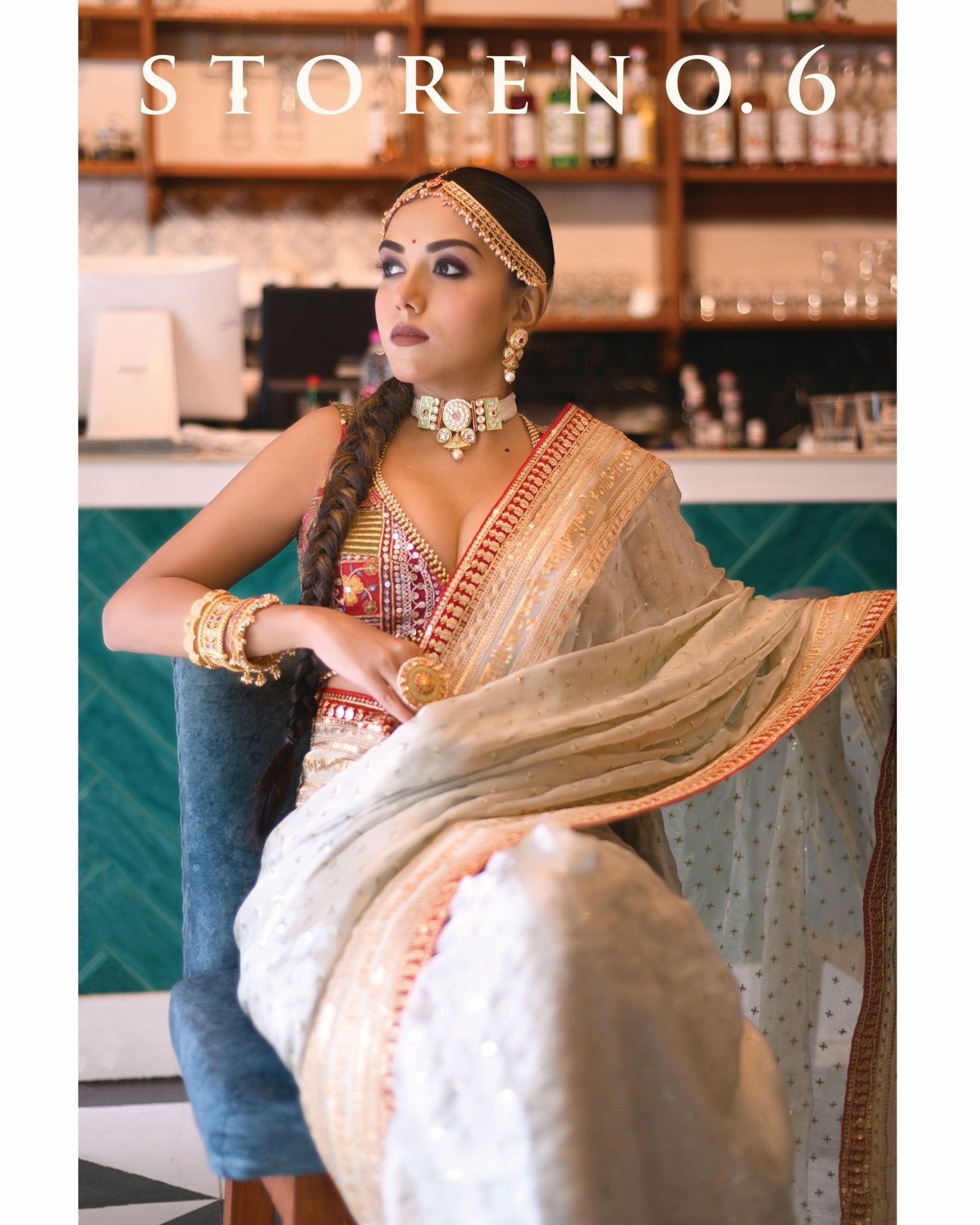 ROYAL SUBTLE QUEEN SAREE WITH LUSH OF BERRY SLEEVELESS BLOUSE