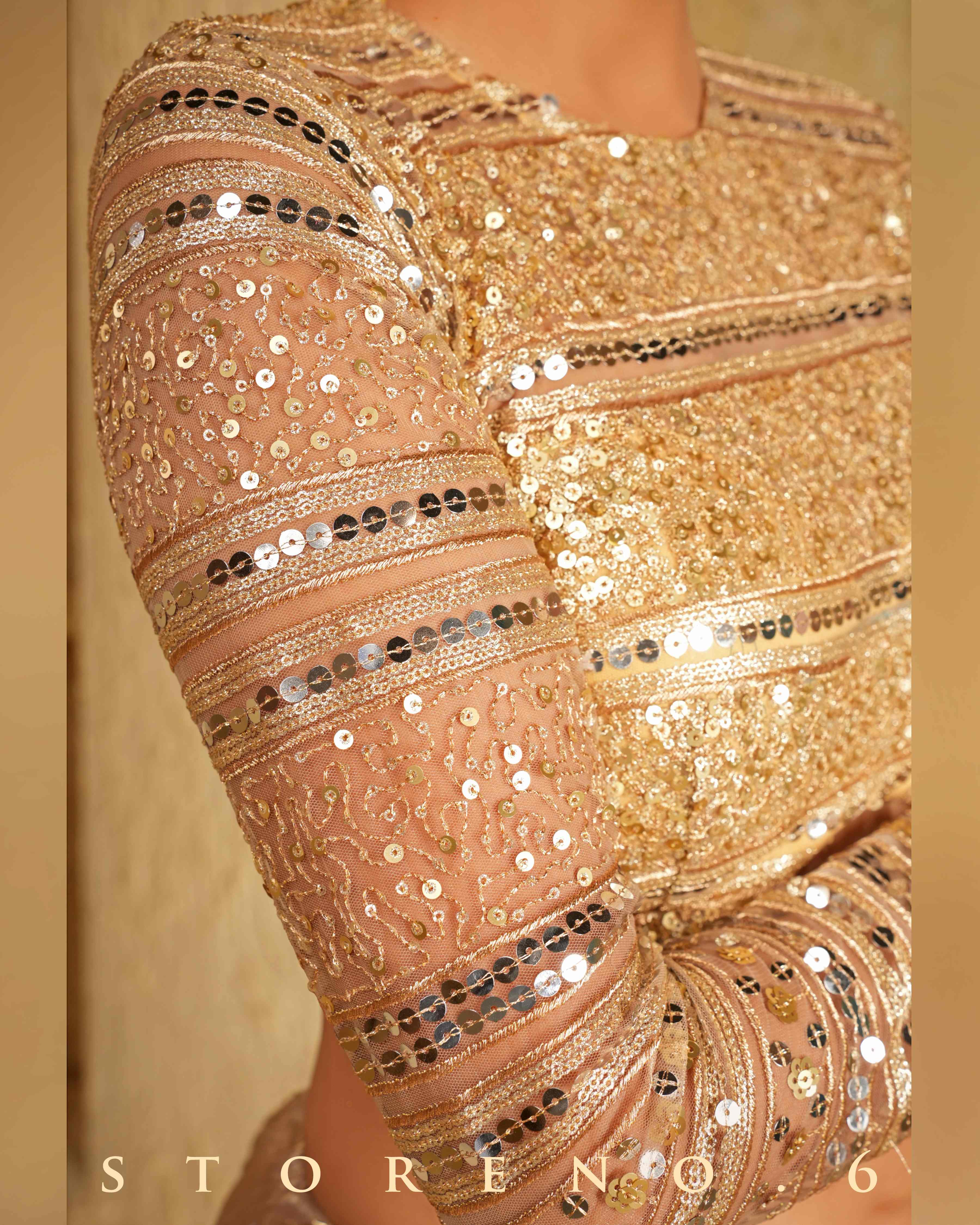 GOLD GARNISH BLOUSE