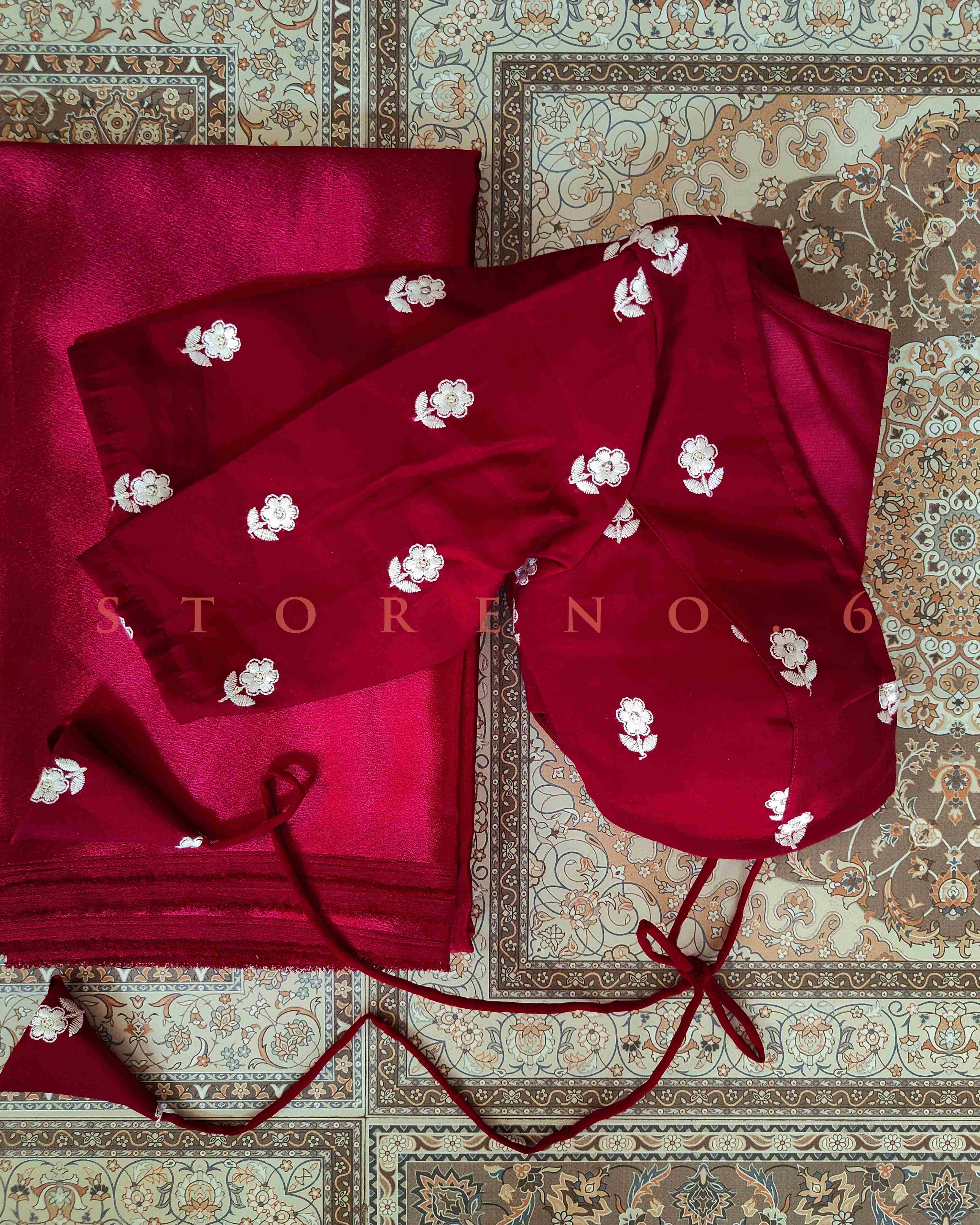 RUBY SAREE AND BLOUSE SET