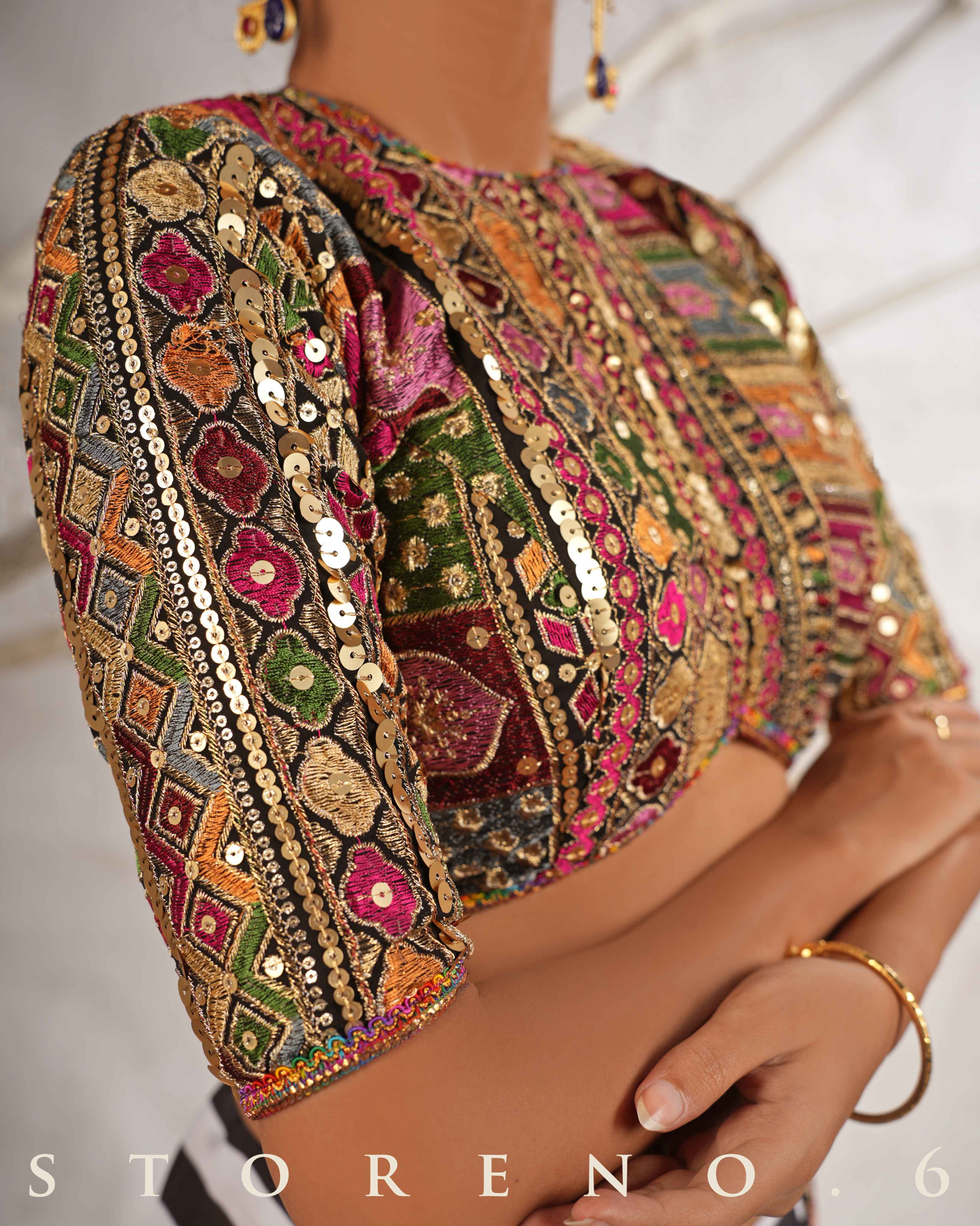 GUL KAARI SIAH CLASSIC BLOUSE