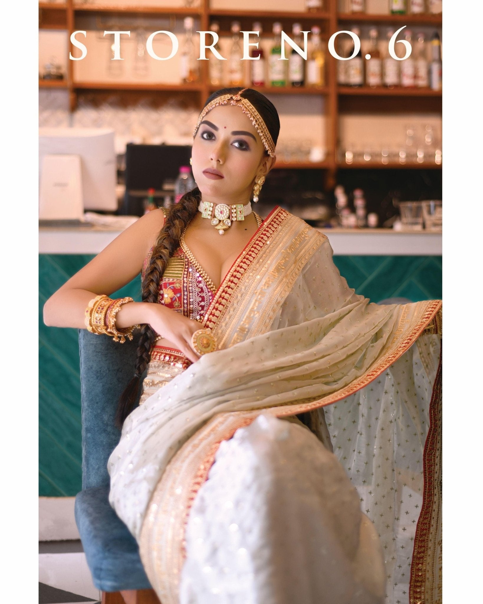 ROYAL SUBTLE QUEEN SAREE WITH LUSH OF BERRY SLEEVELESS BLOUSE