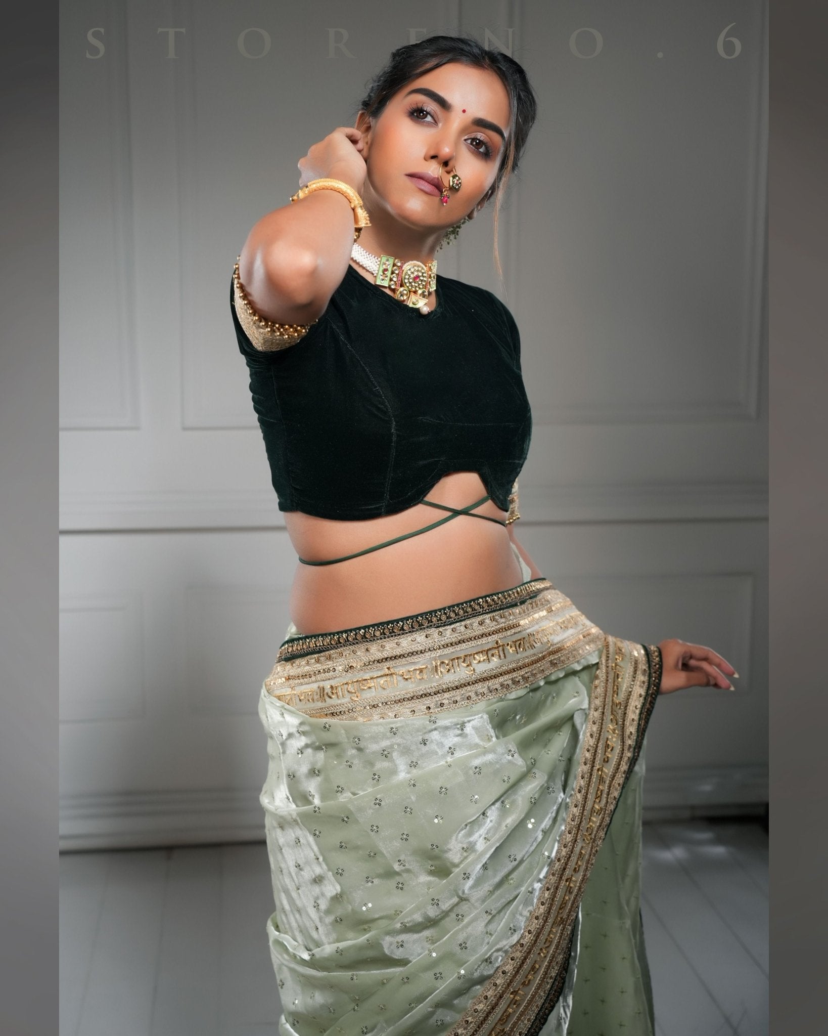 HARA SUNEHRA BLOUSE