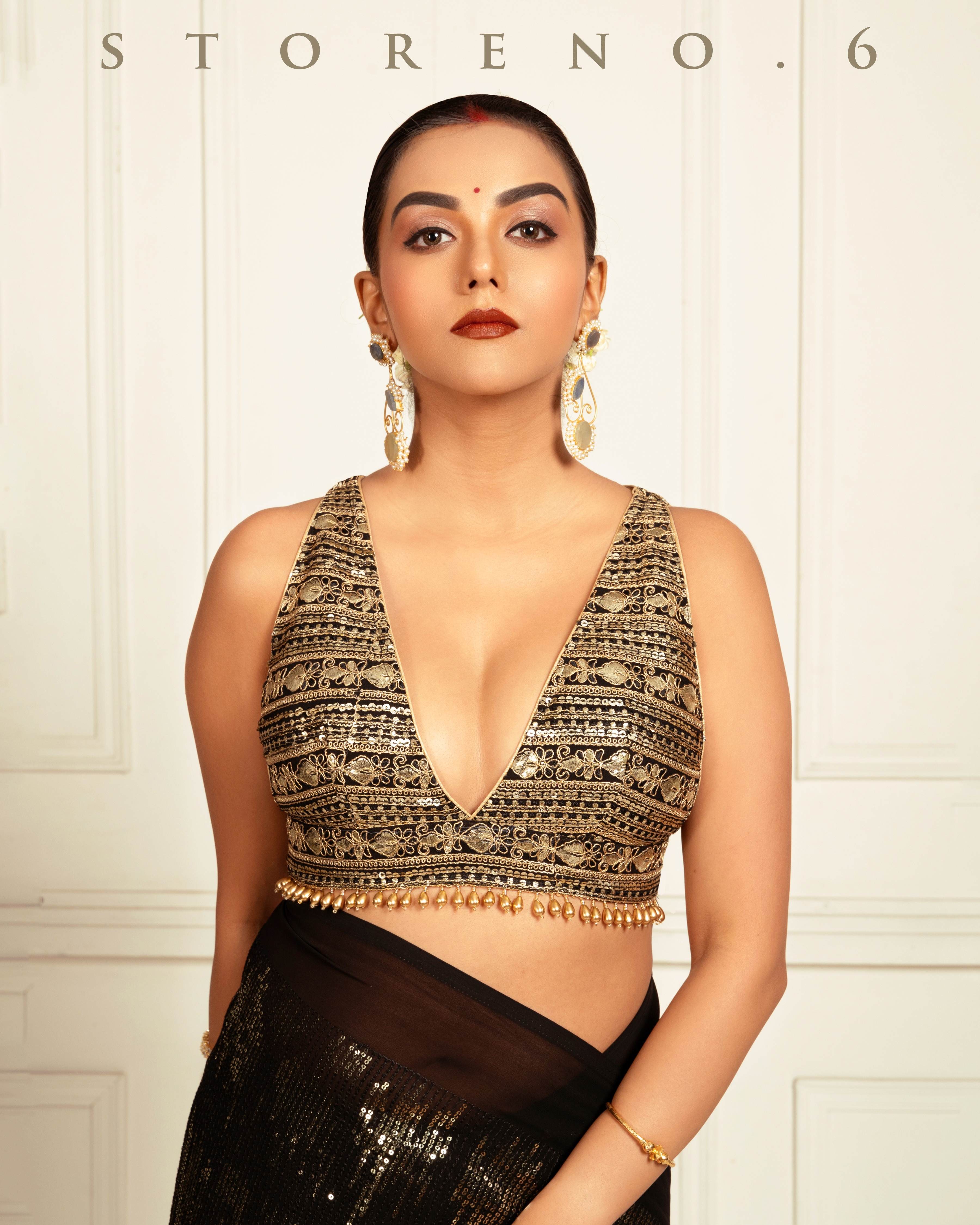 SHINNING SHADOW SASS BLOUSE