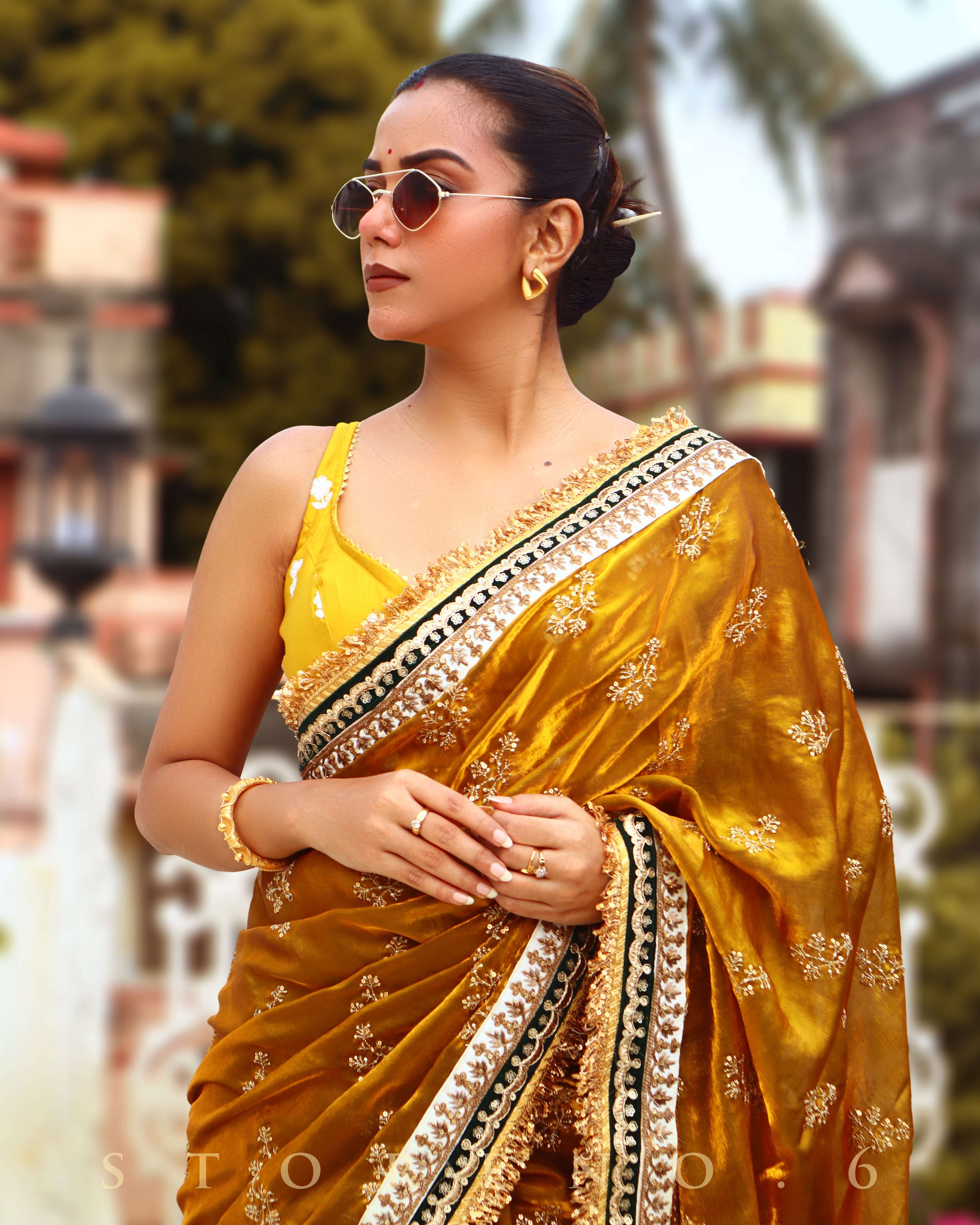 JASMINE JESSAMY SLEEVELESS BLOUSE