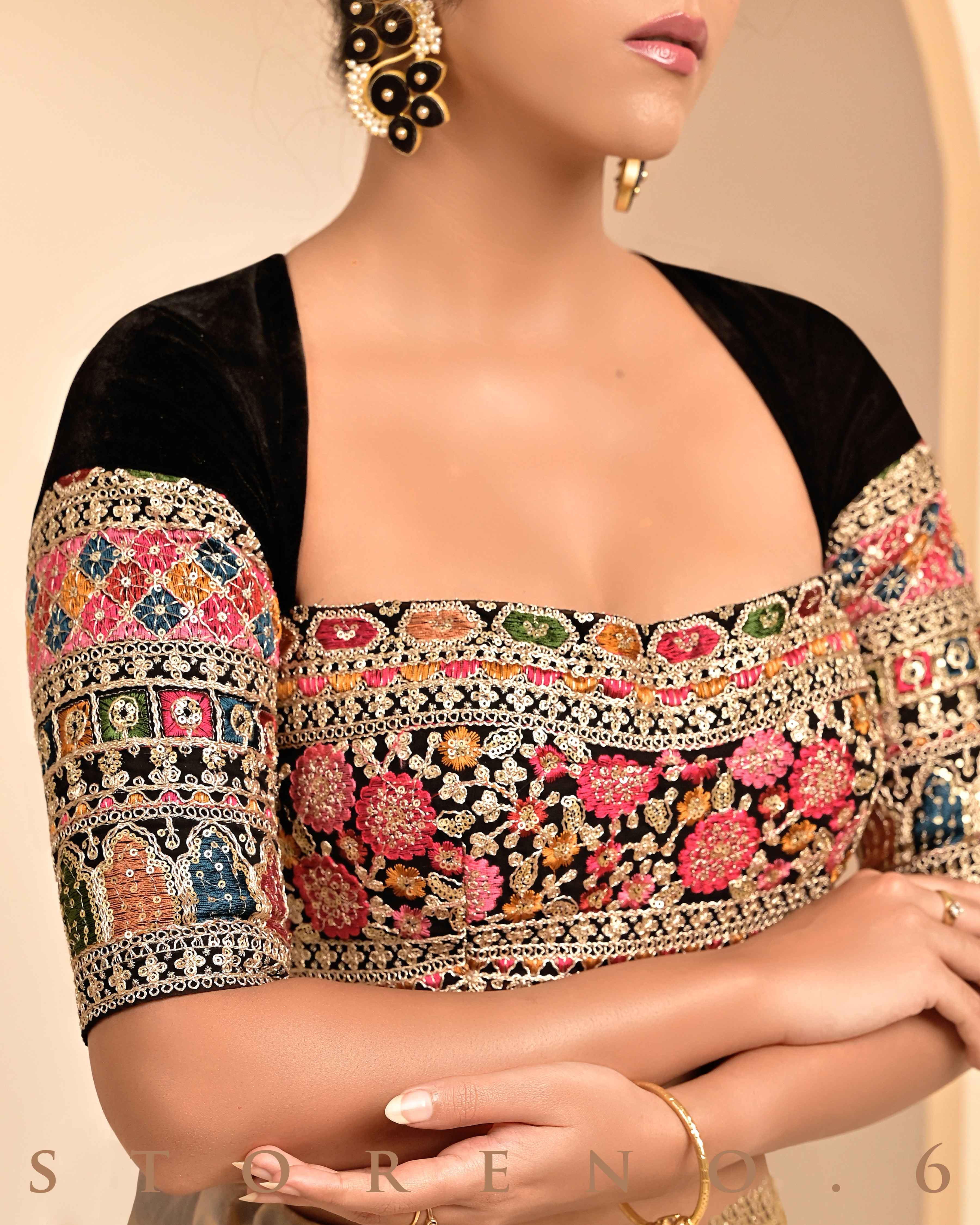 GUL KAARI SIAH MEDLEY BLOUSE