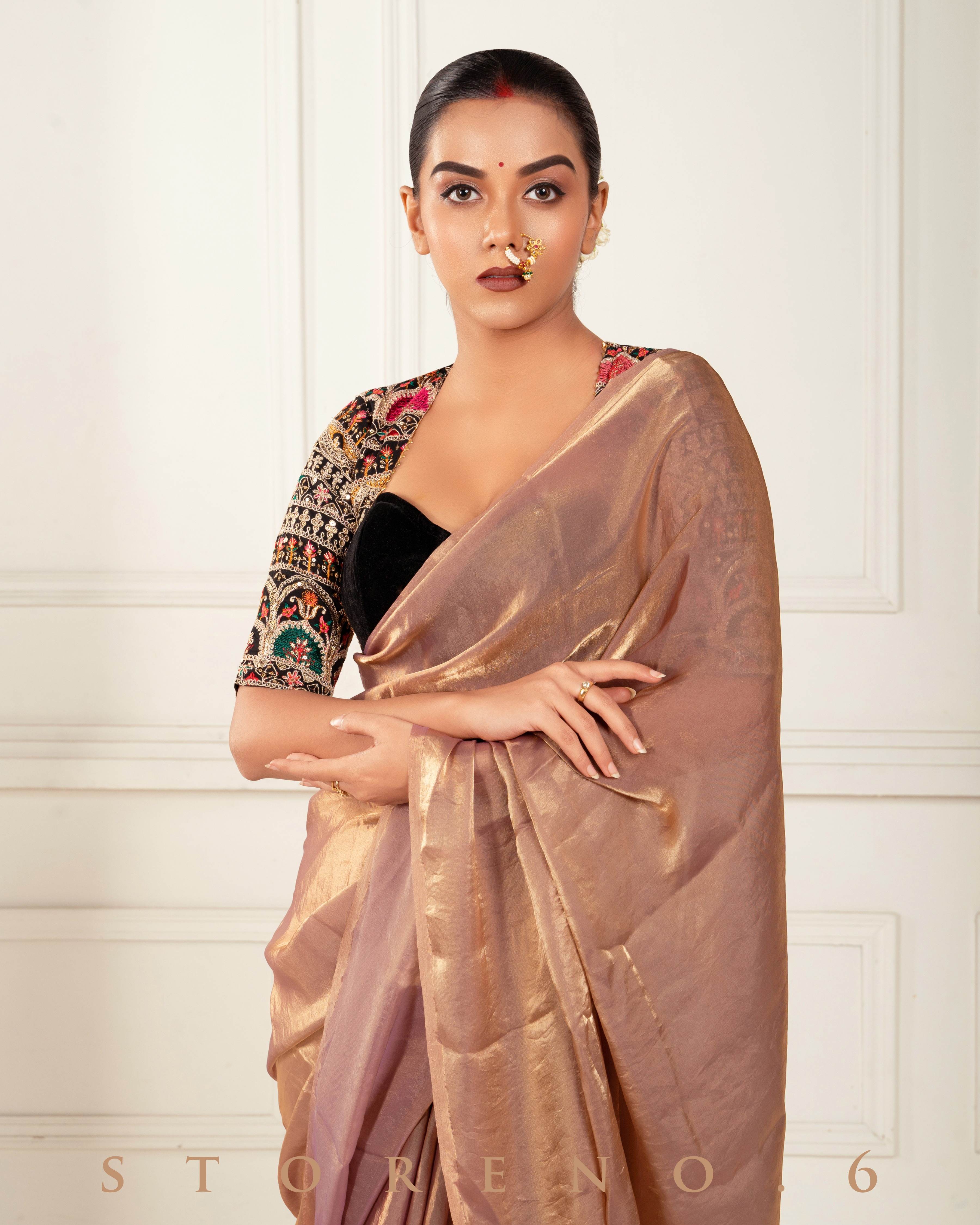 TWILIGHT TITAN SAREE WITH DUSK DELUXE BLOUSE