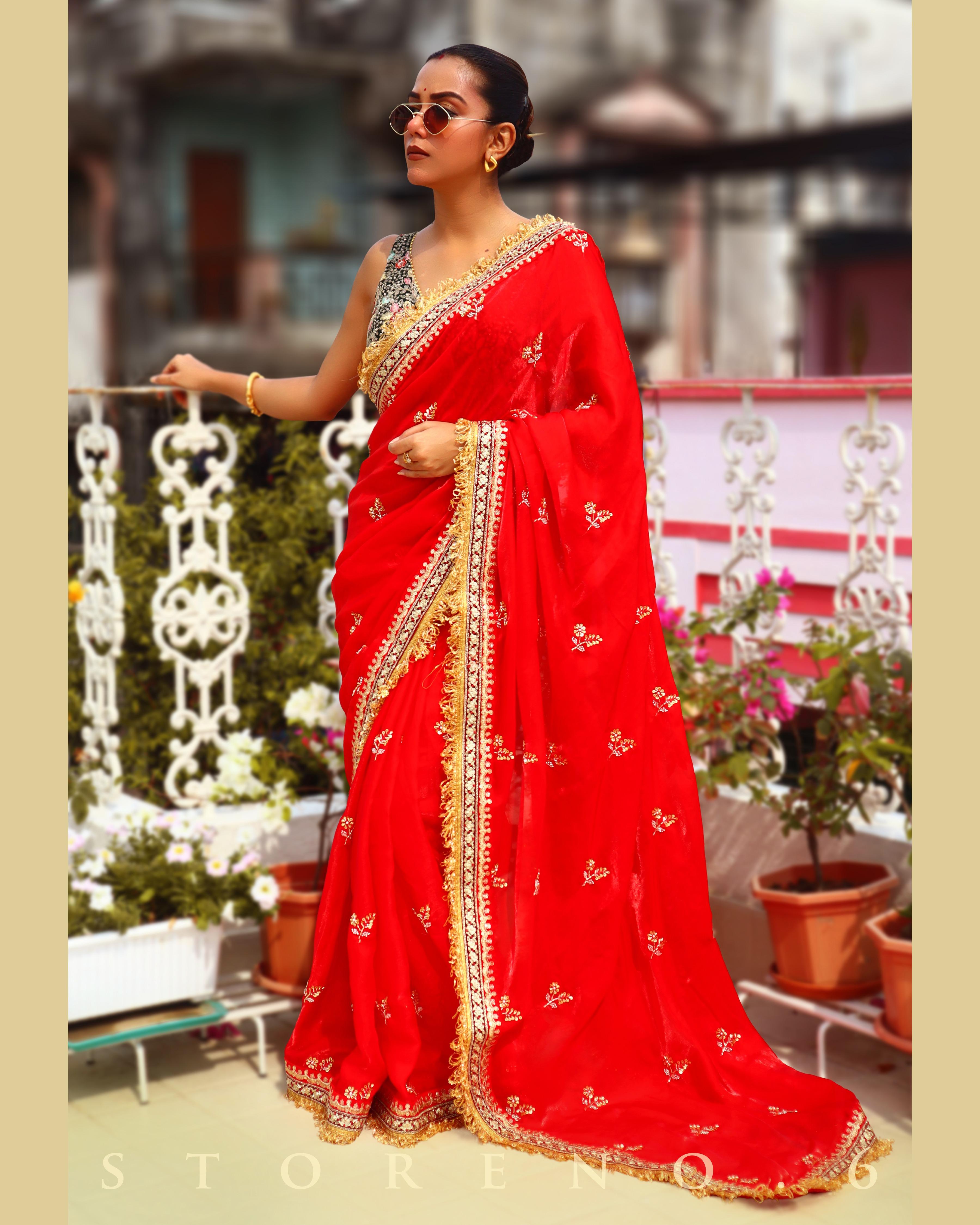 JULY JUBILEE SAREE WITH PINE PARADISE SLEEVELESS BLOUSE