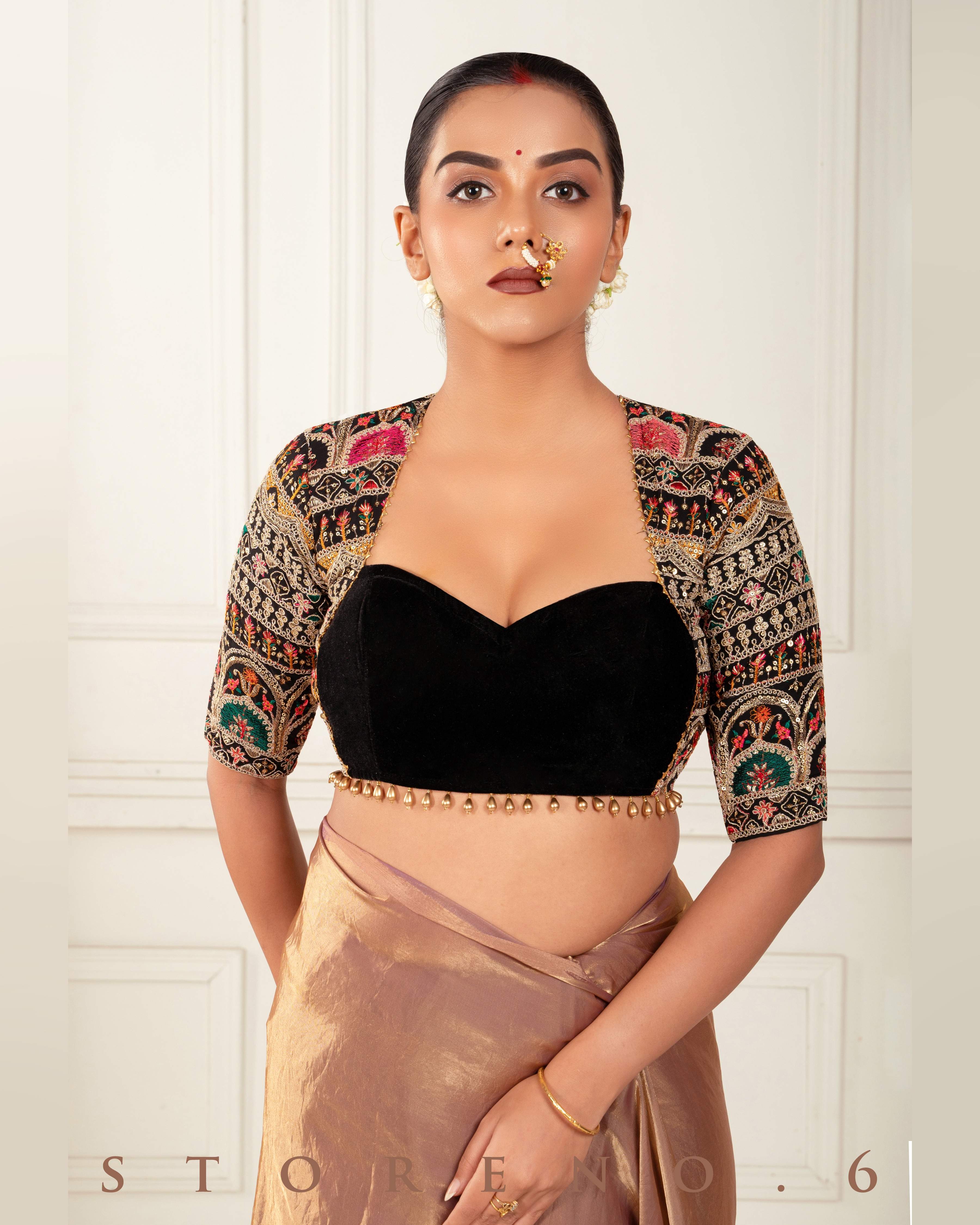 TWILIGHT TITAN SAREE WITH DUSK DELUXE BLOUSE