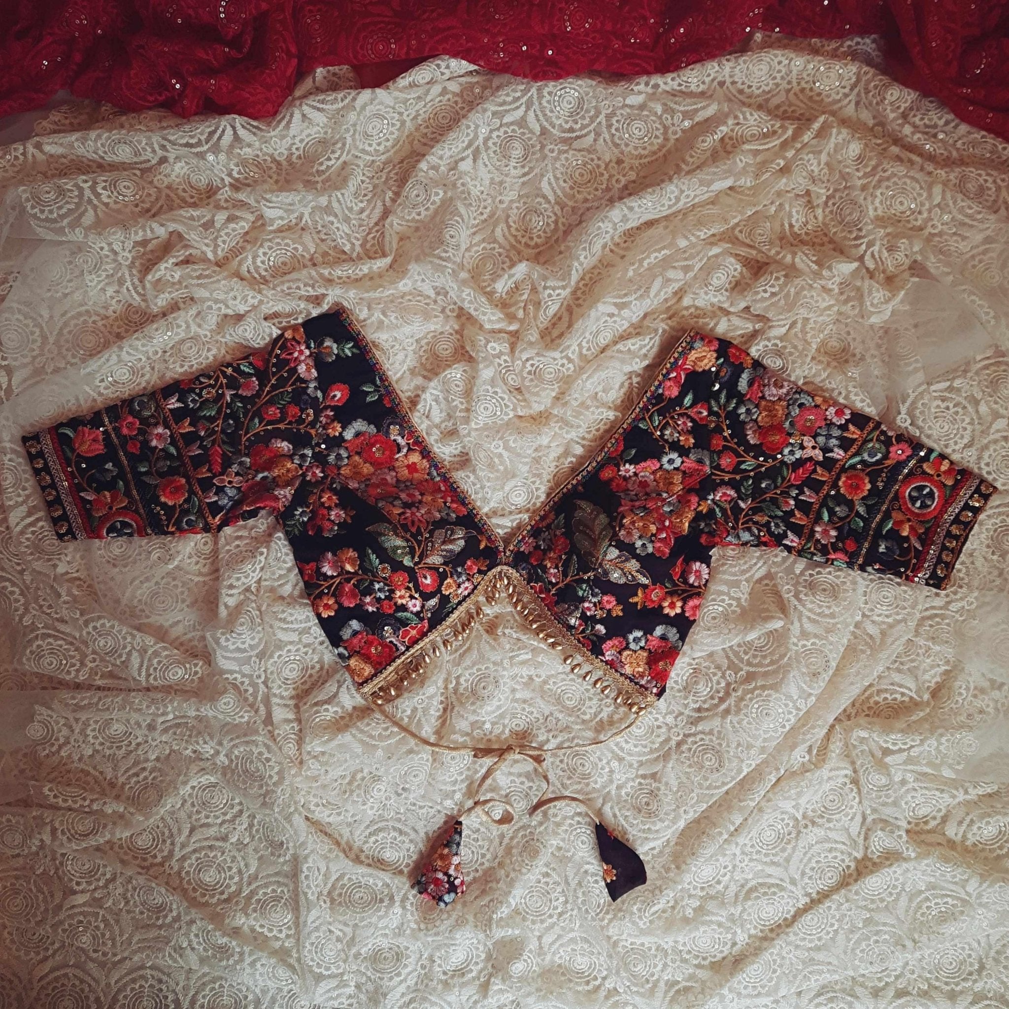 SIAH ASHIQUI BLOUSE