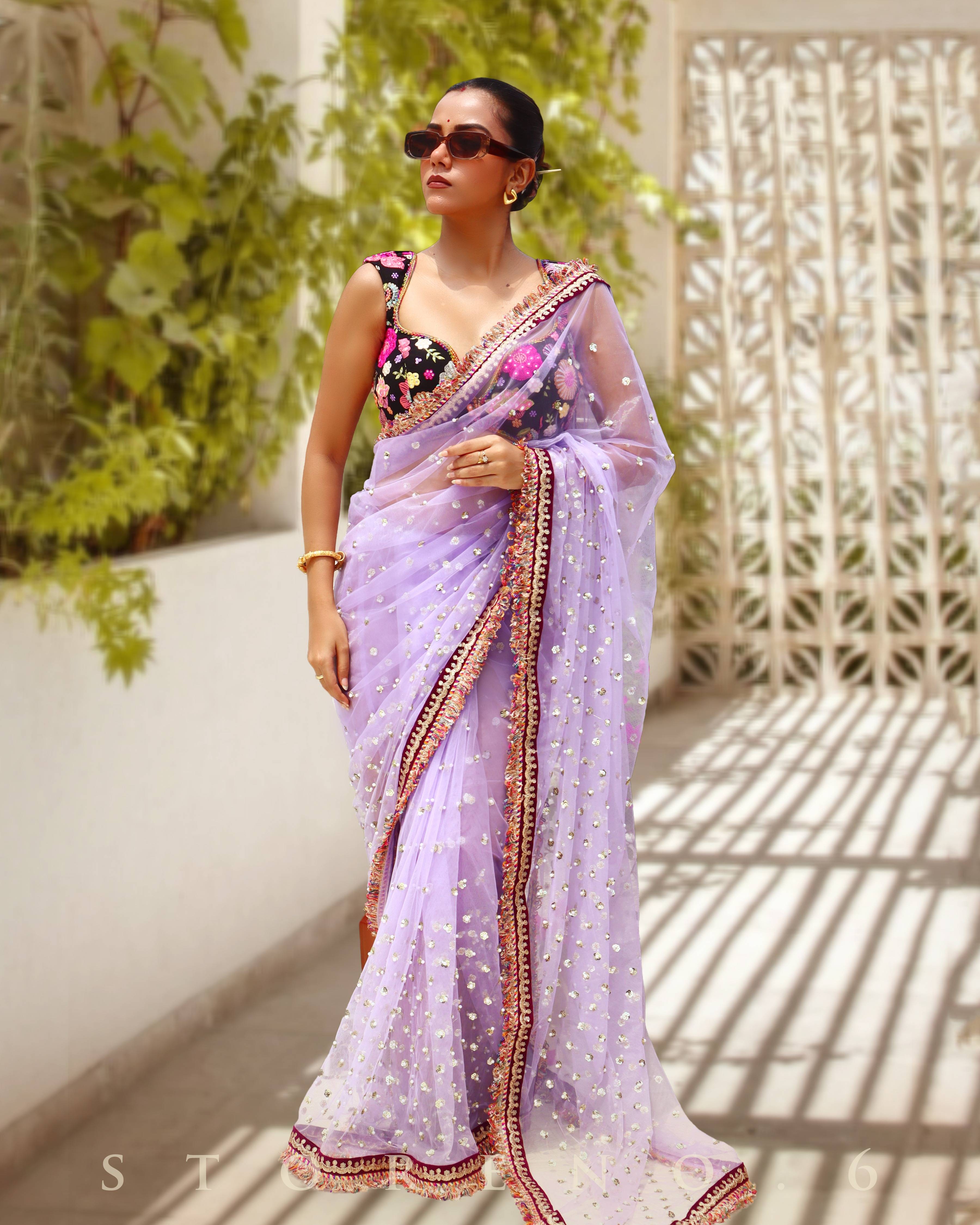 DYNAMIC DECEMBER SAREE WITH RANG SIAH PRINCESS SLEEVELESS BLOUSE