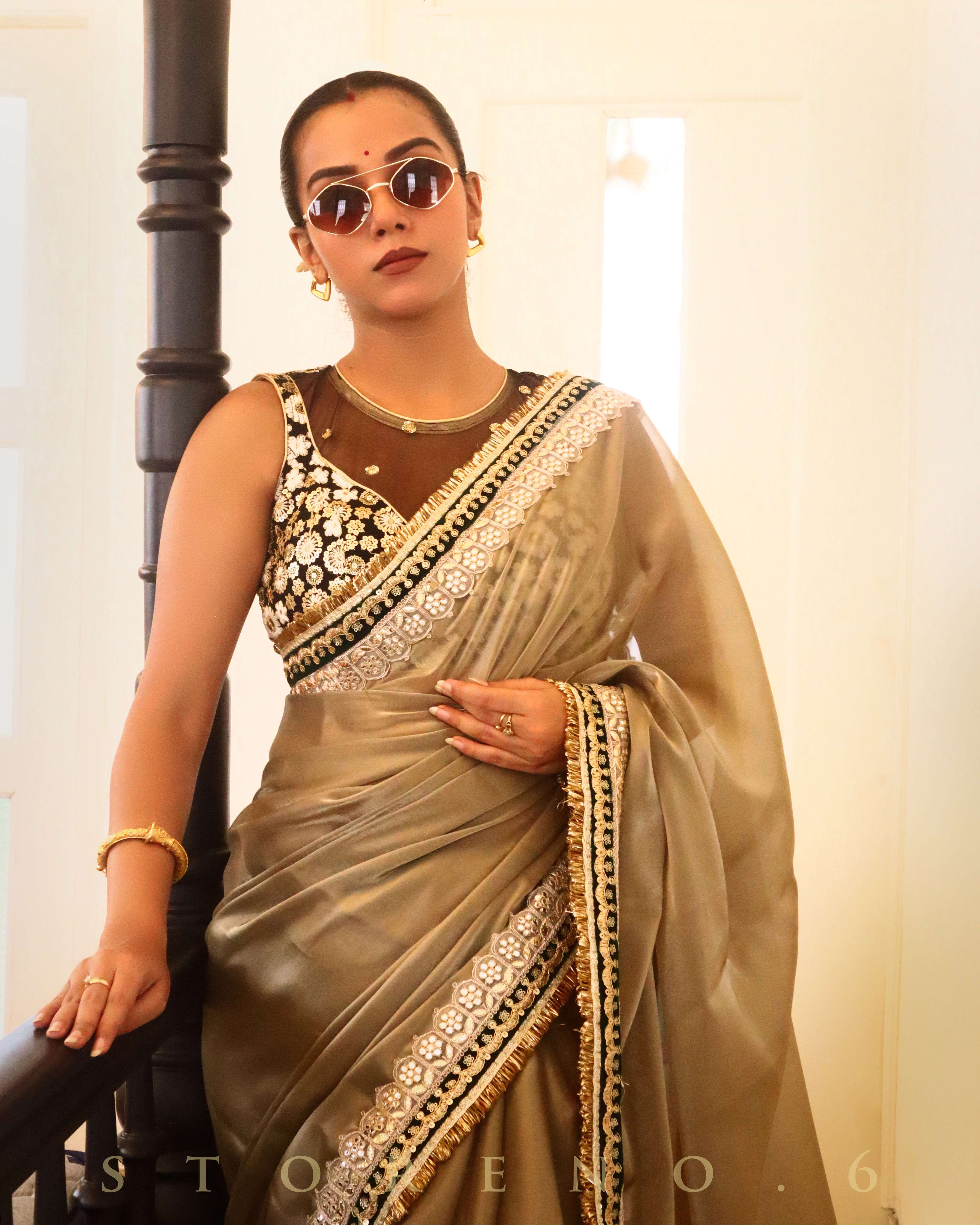 NARGIS-E-SIAH SLEEVELESS BLOUSE