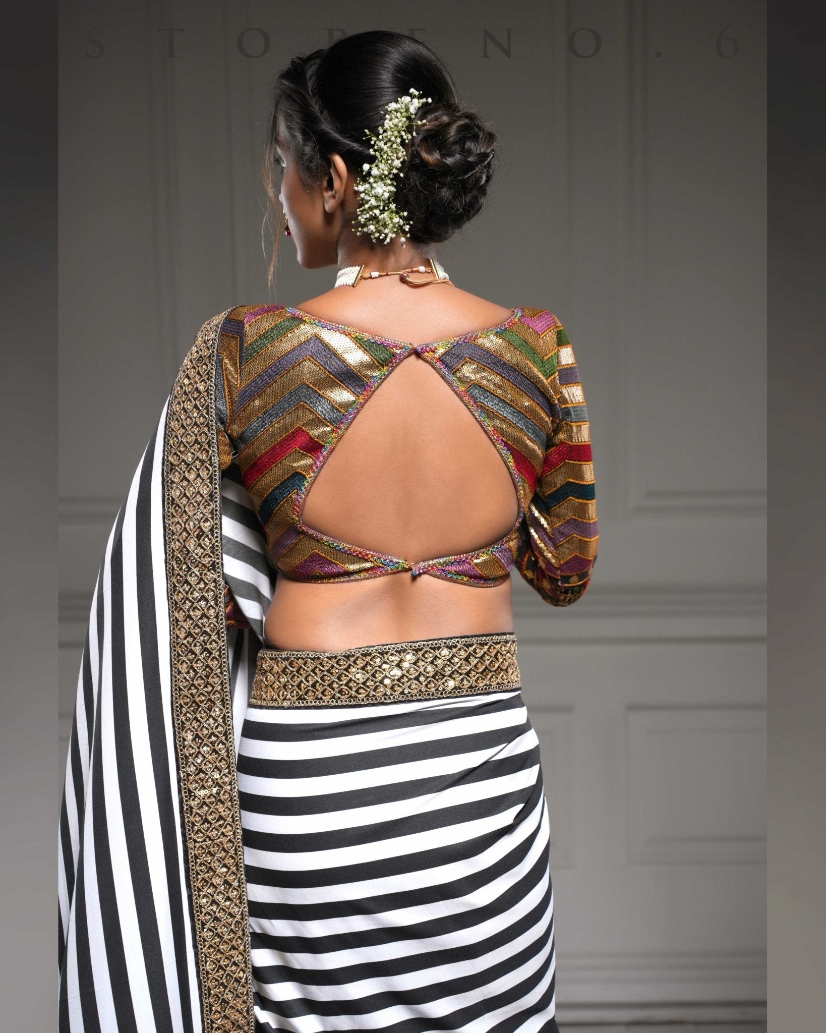 BEBAAK SIAH BLOUSE