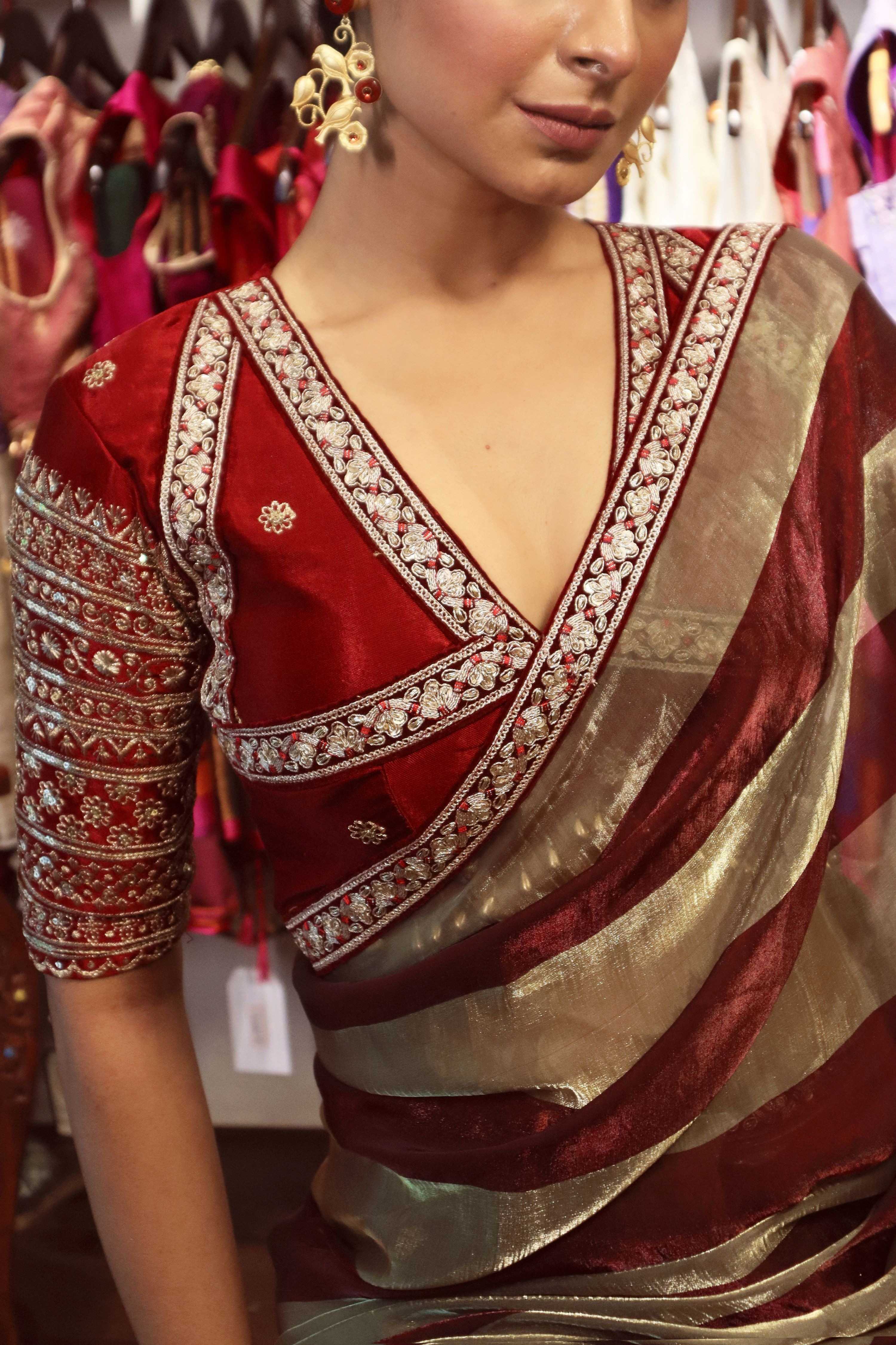 CRIMSON CONTOUR SAREE
