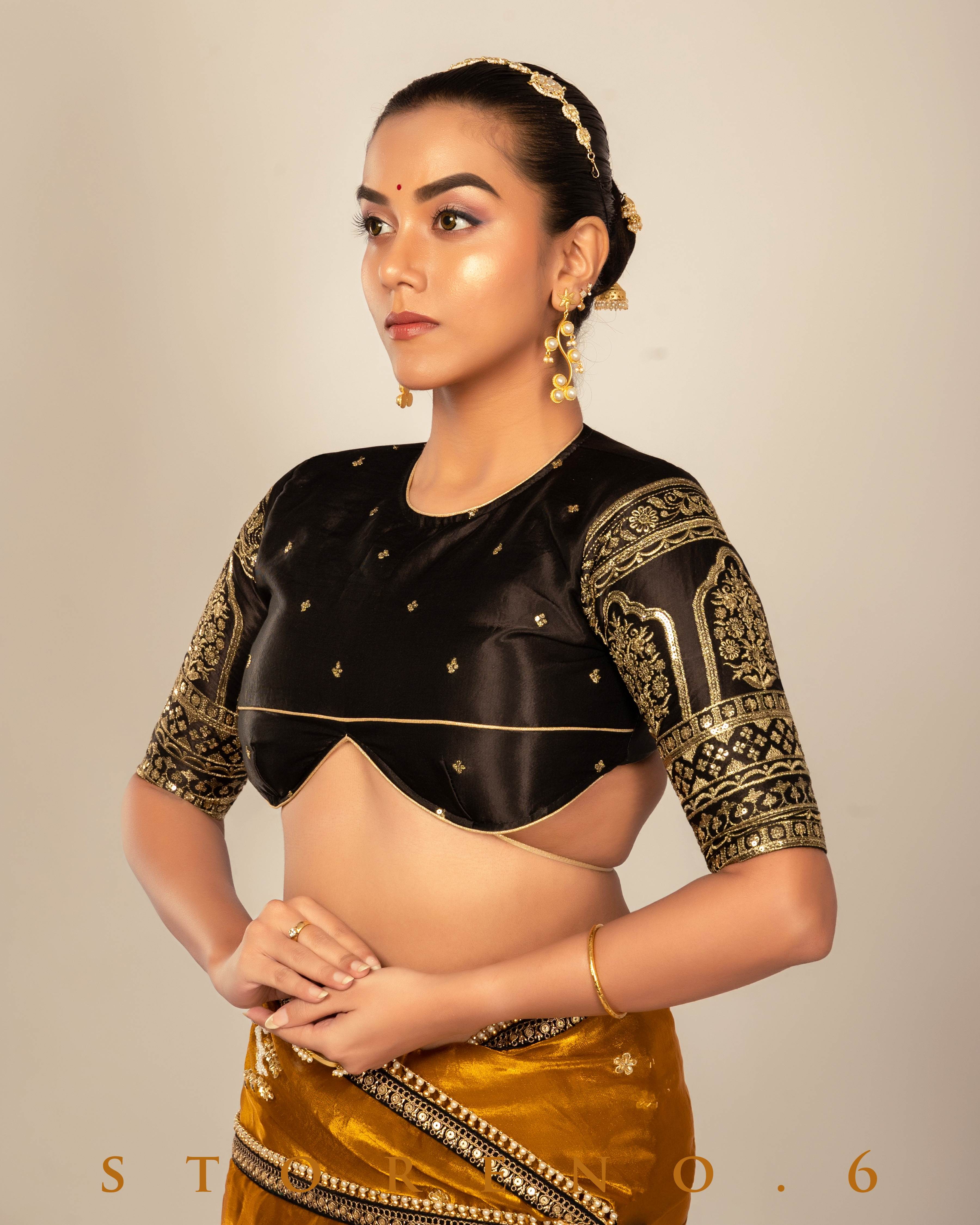 ENCHANTING EMPRESS SAREE WITH TIMELESS TITAN BLOUSE