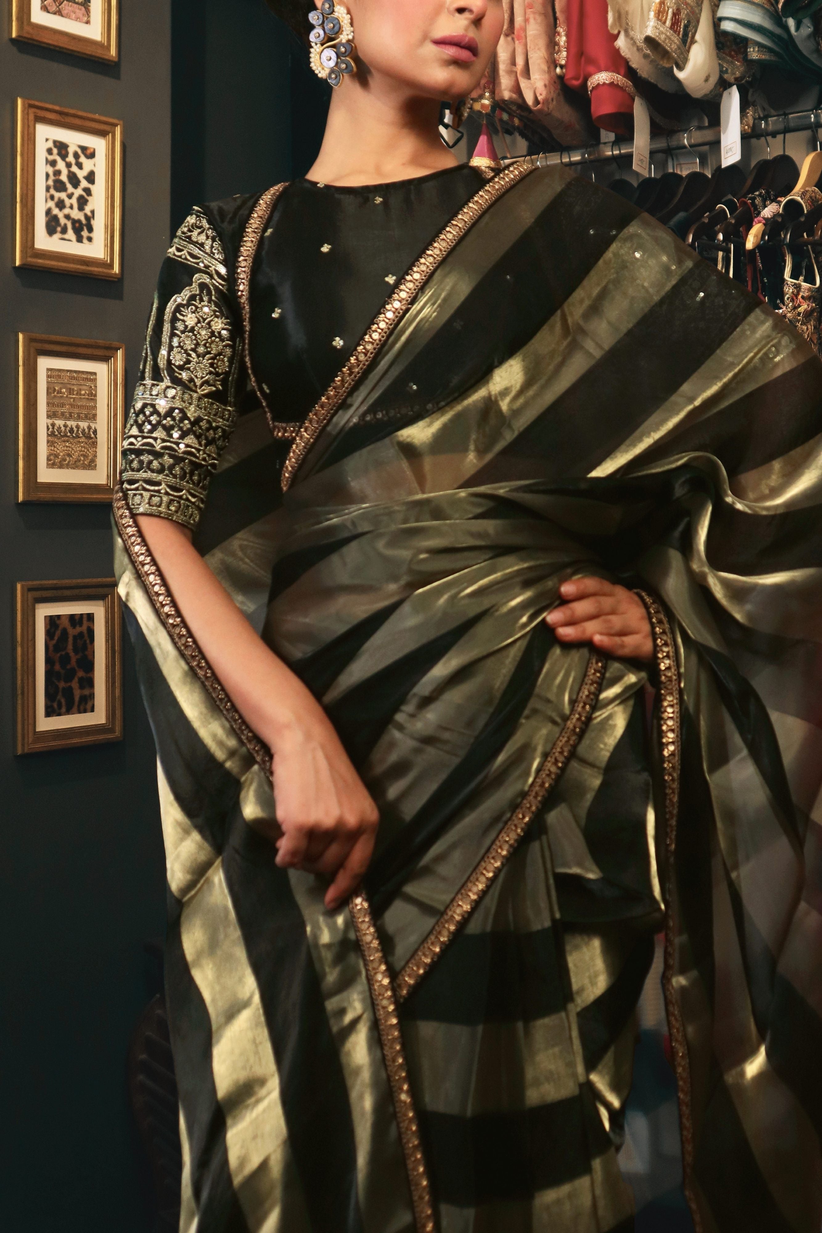 TIMELESS TRIBUTE BLOUSE