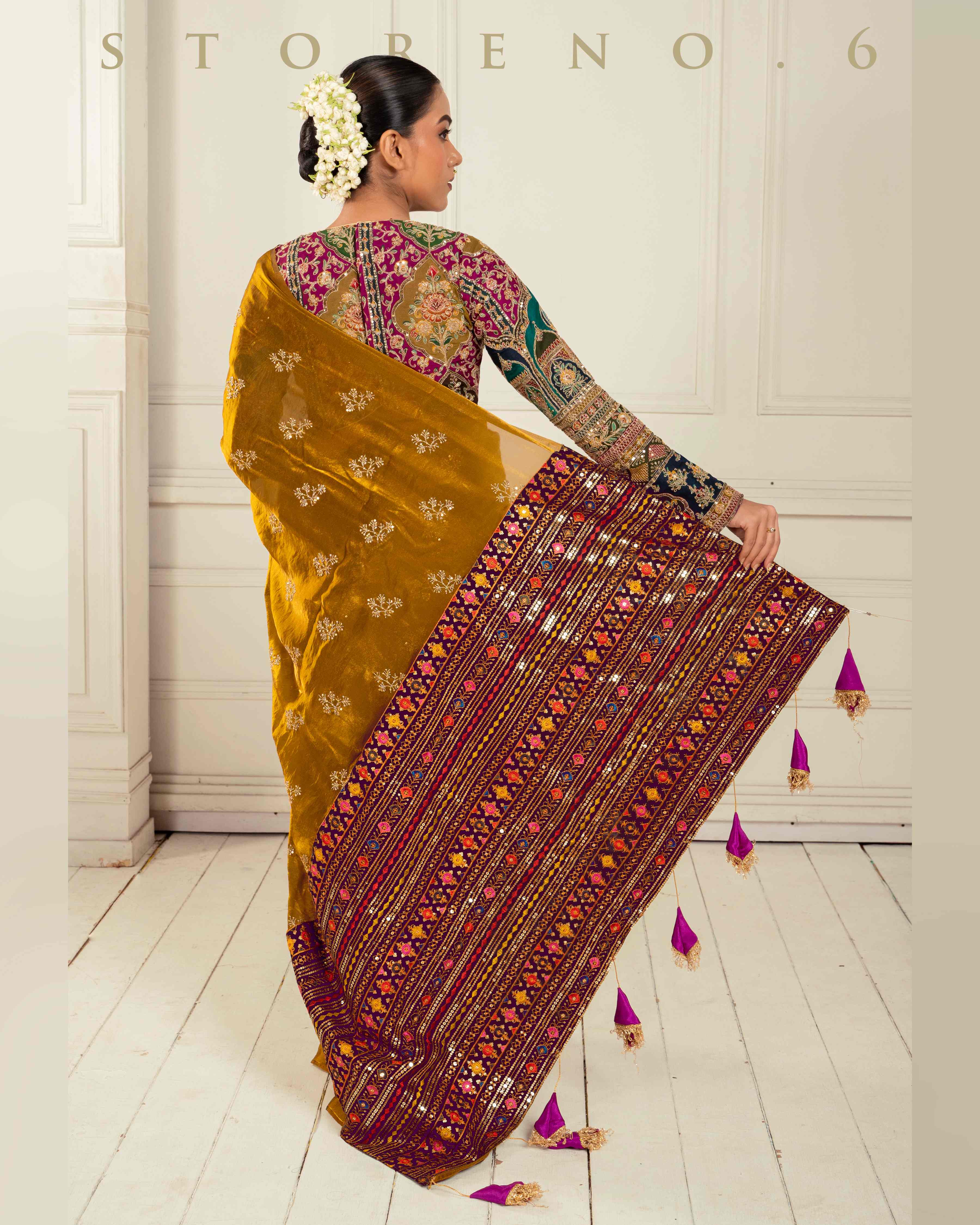 GOLDEN GLORY SAREE WITH COUTURE CHARM BLOUSE.