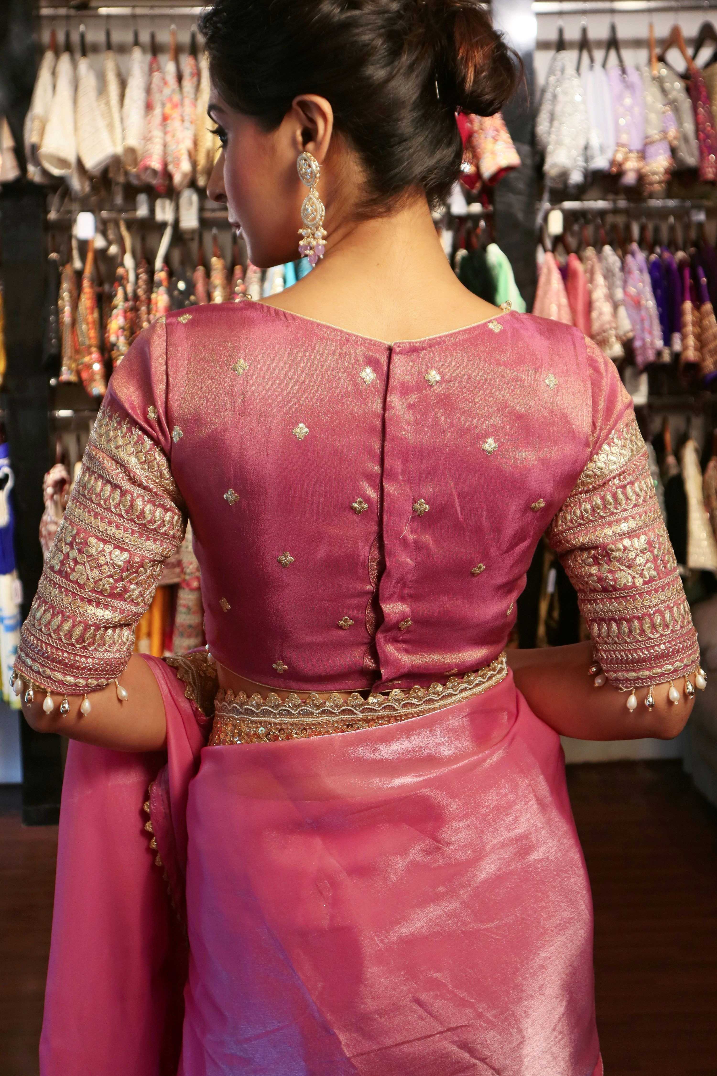 CLASSIC CROWN BLOUSE