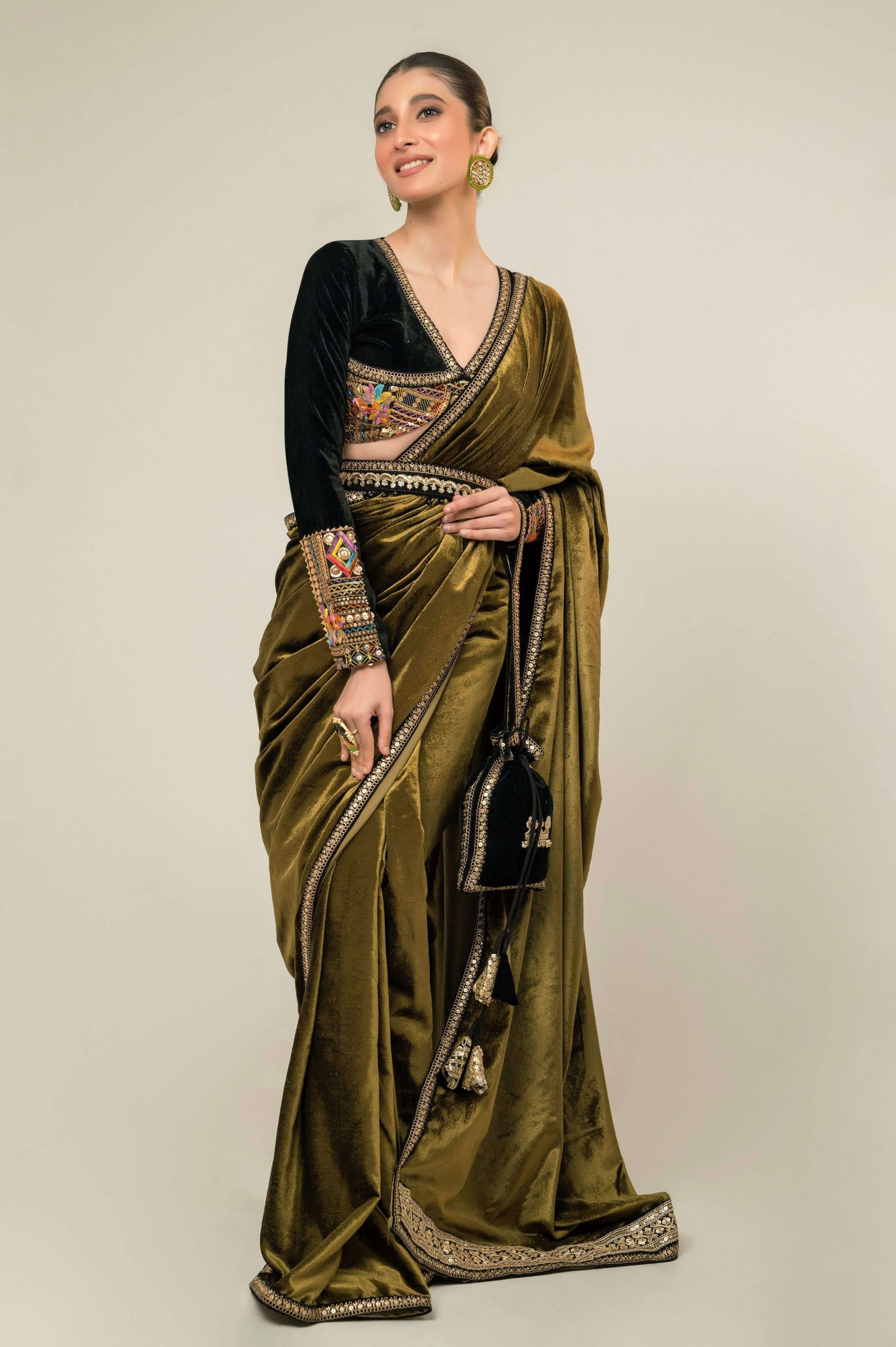VELVET VOGUE SAREE WITH MIDNIGHT MANOR BLOUSE.