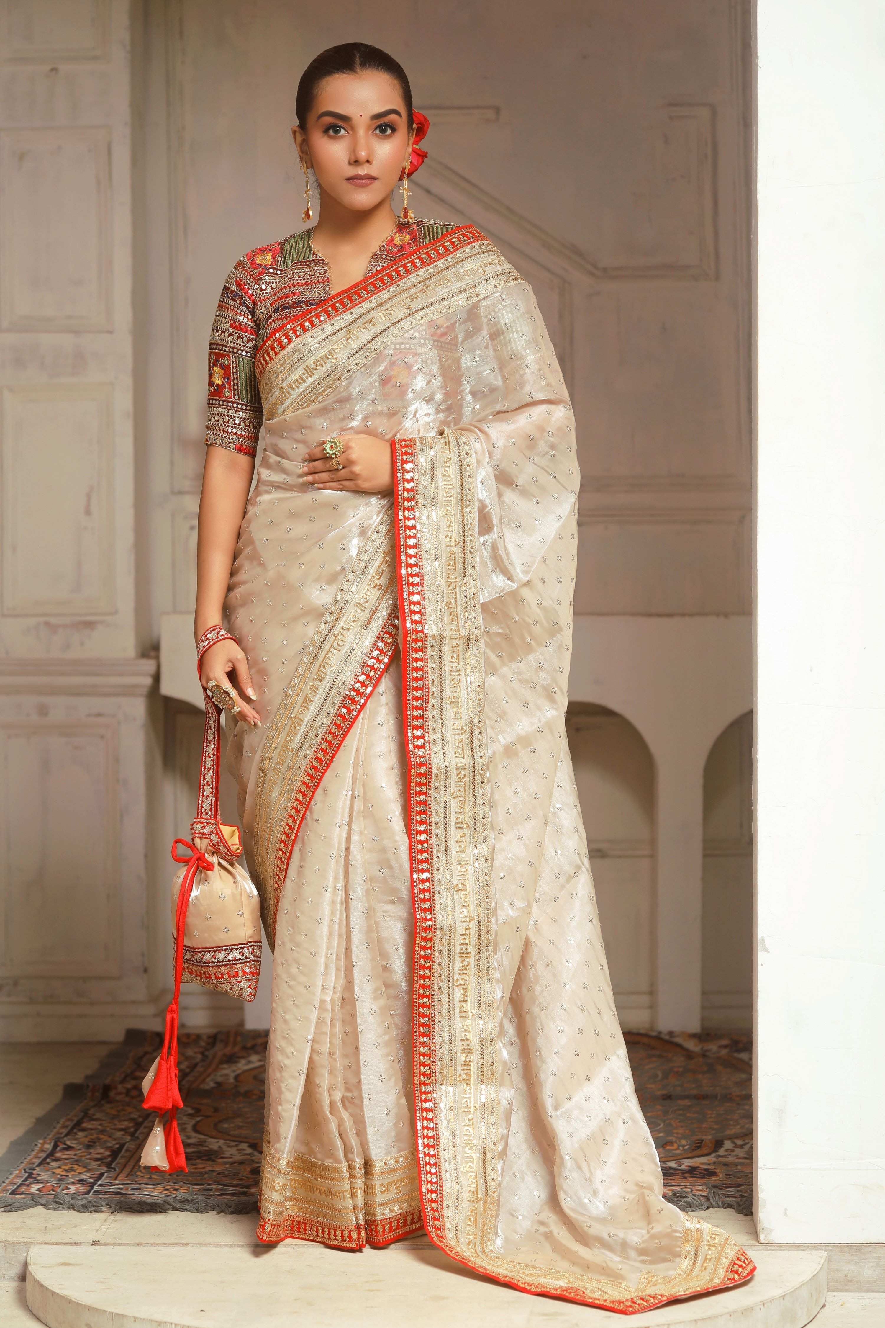 ROYAL SUBTLE QUEEN SAREE WITH BERRY BELLE BLOUSE
