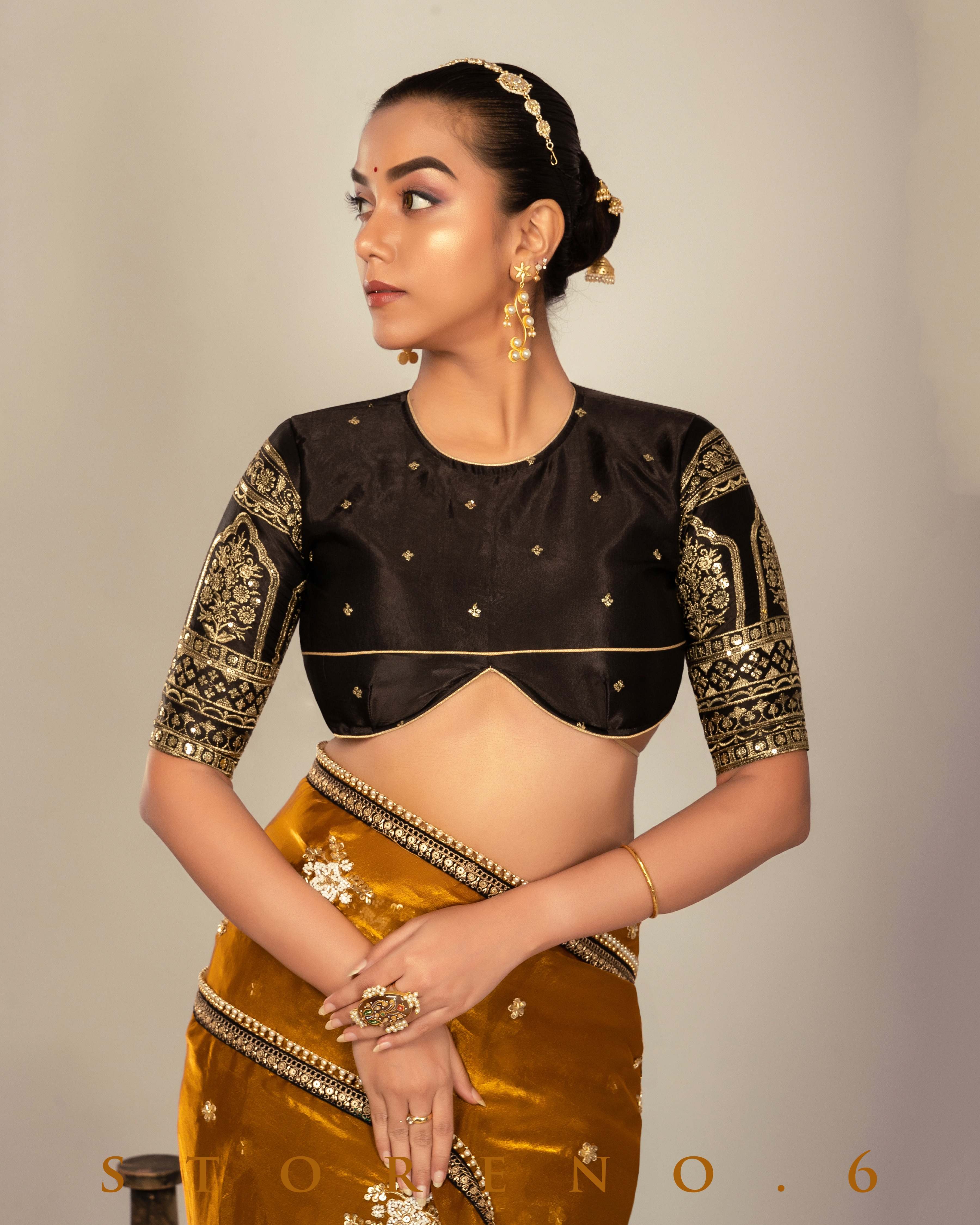 ENCHANTING EMPRESS SAREE WITH TIMELESS TITAN BLOUSE