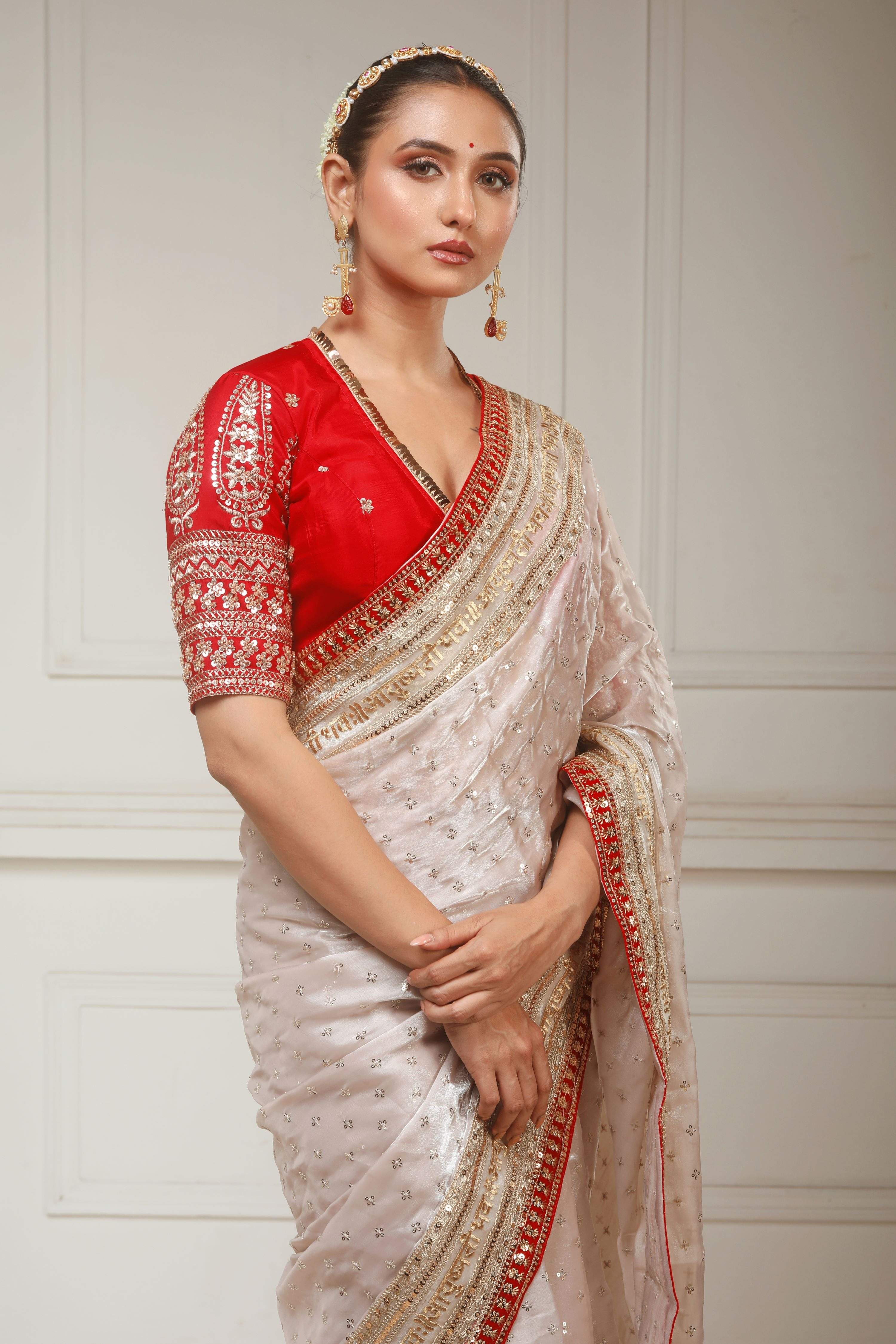 ROYAL SUBTLE QUEEN SAREE