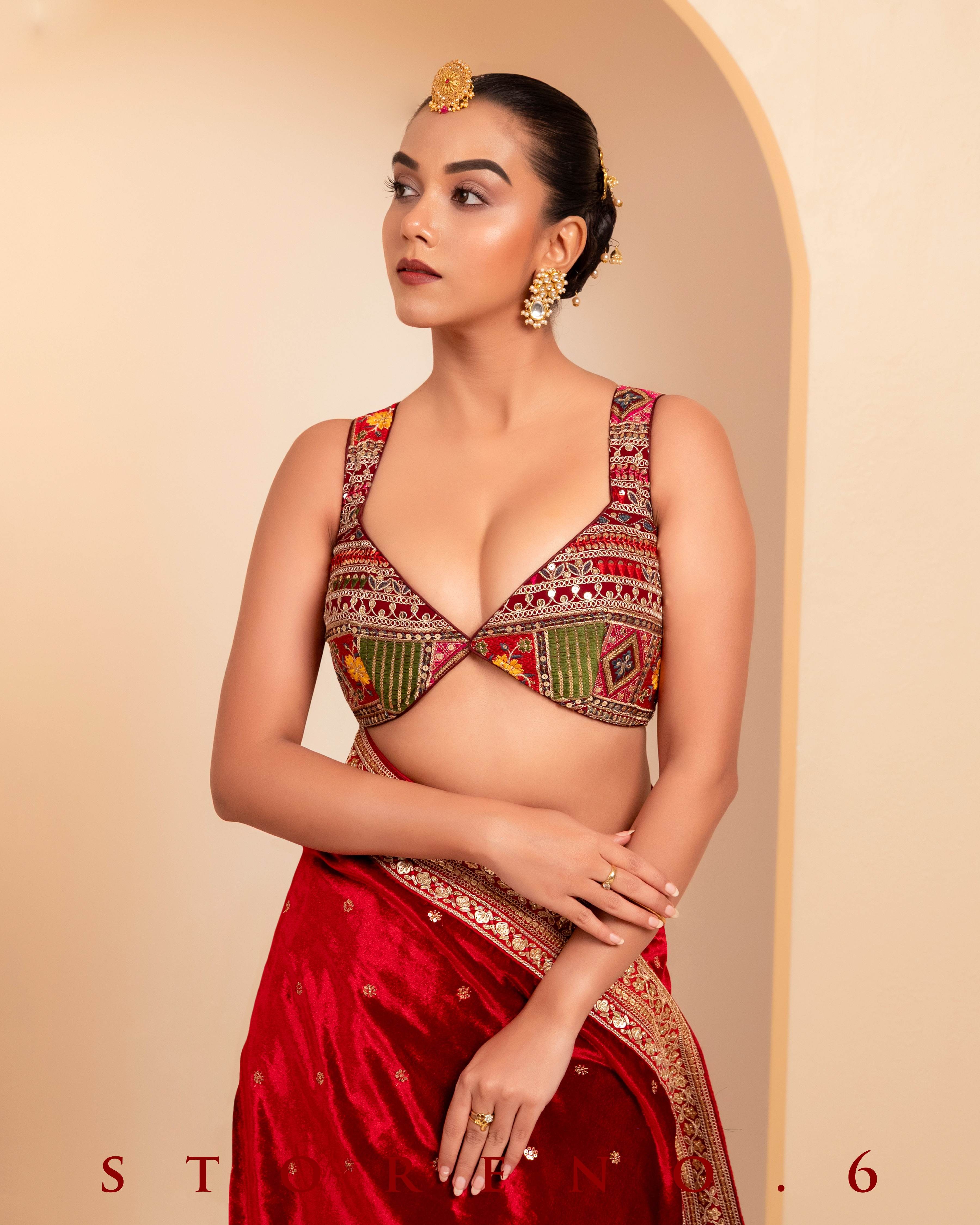 JAZZ JUBILEE SAREE WITH BERRY BLOCKBUSTER BLOUSE