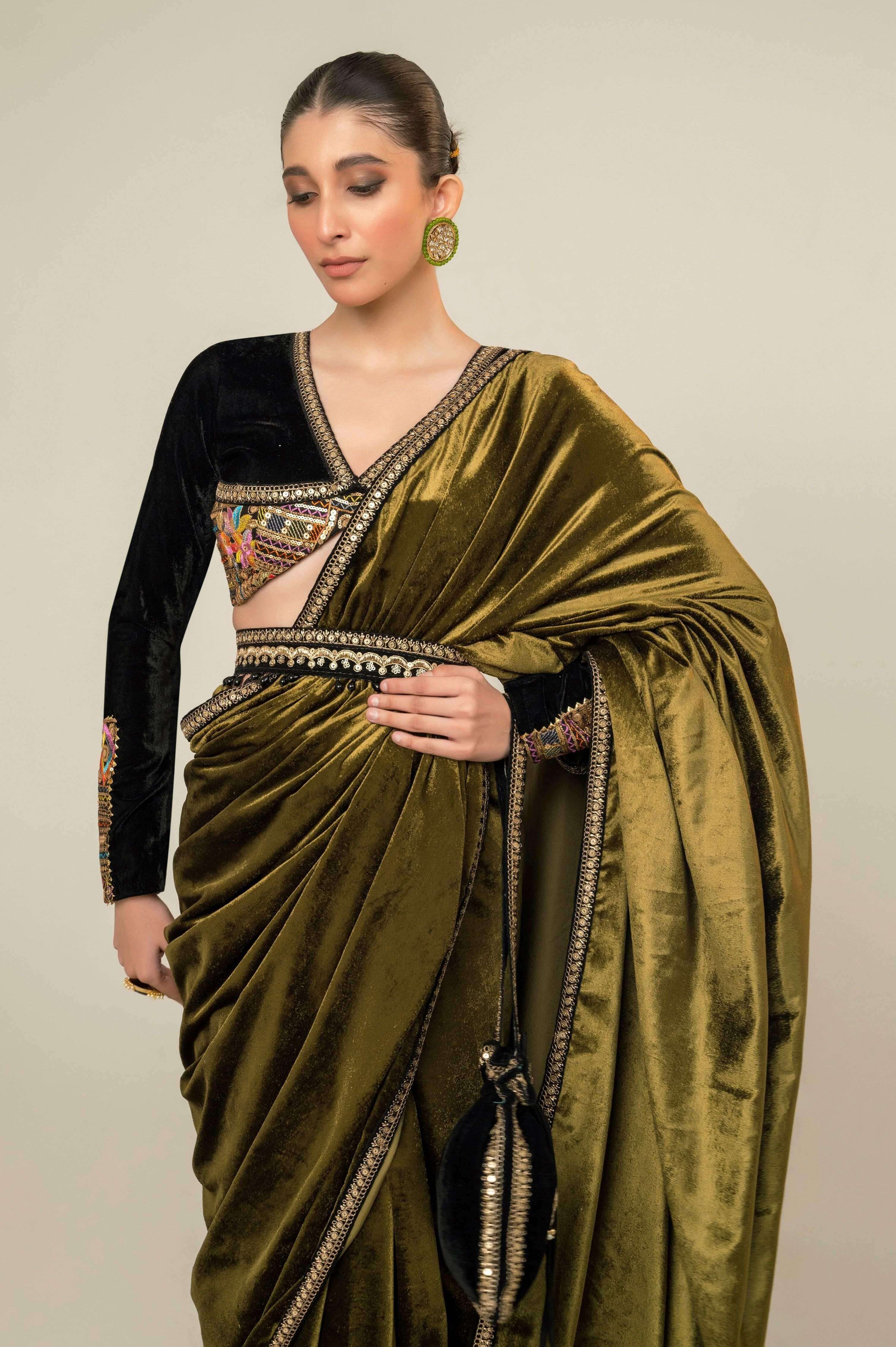 VELVET VOGUE SAREE WITH MIDNIGHT MANOR BLOUSE.
