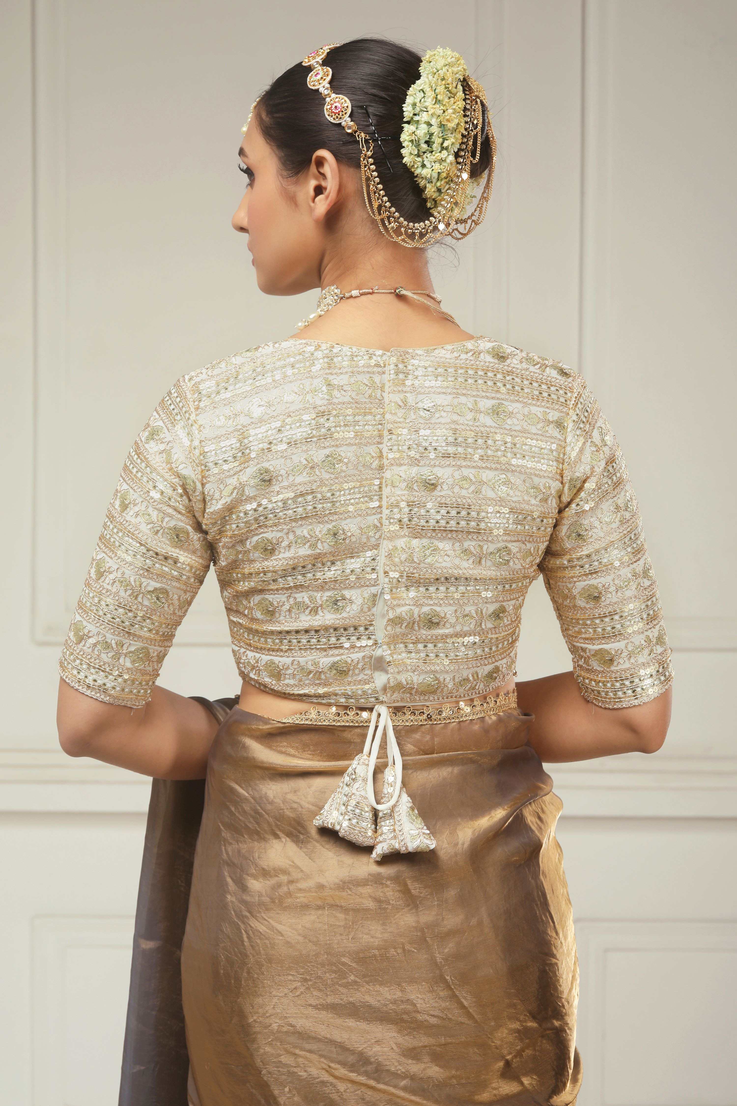 SMOKEY SPIRIT SAREE WITH INTENSE IVORY ICON BLOUSE