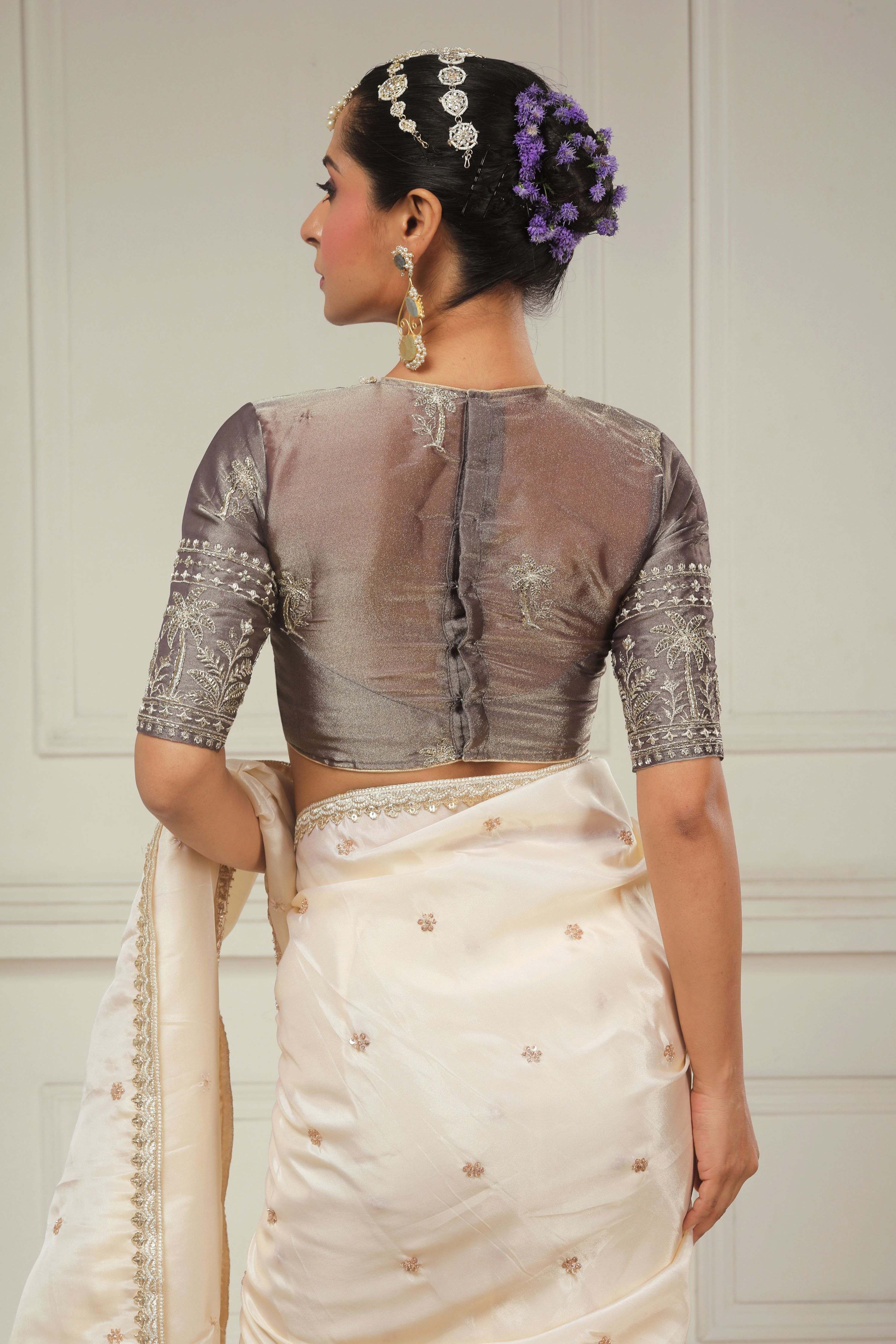 VANILLA MUSE SAREE WITH COCOA CRUSH BLOUSE