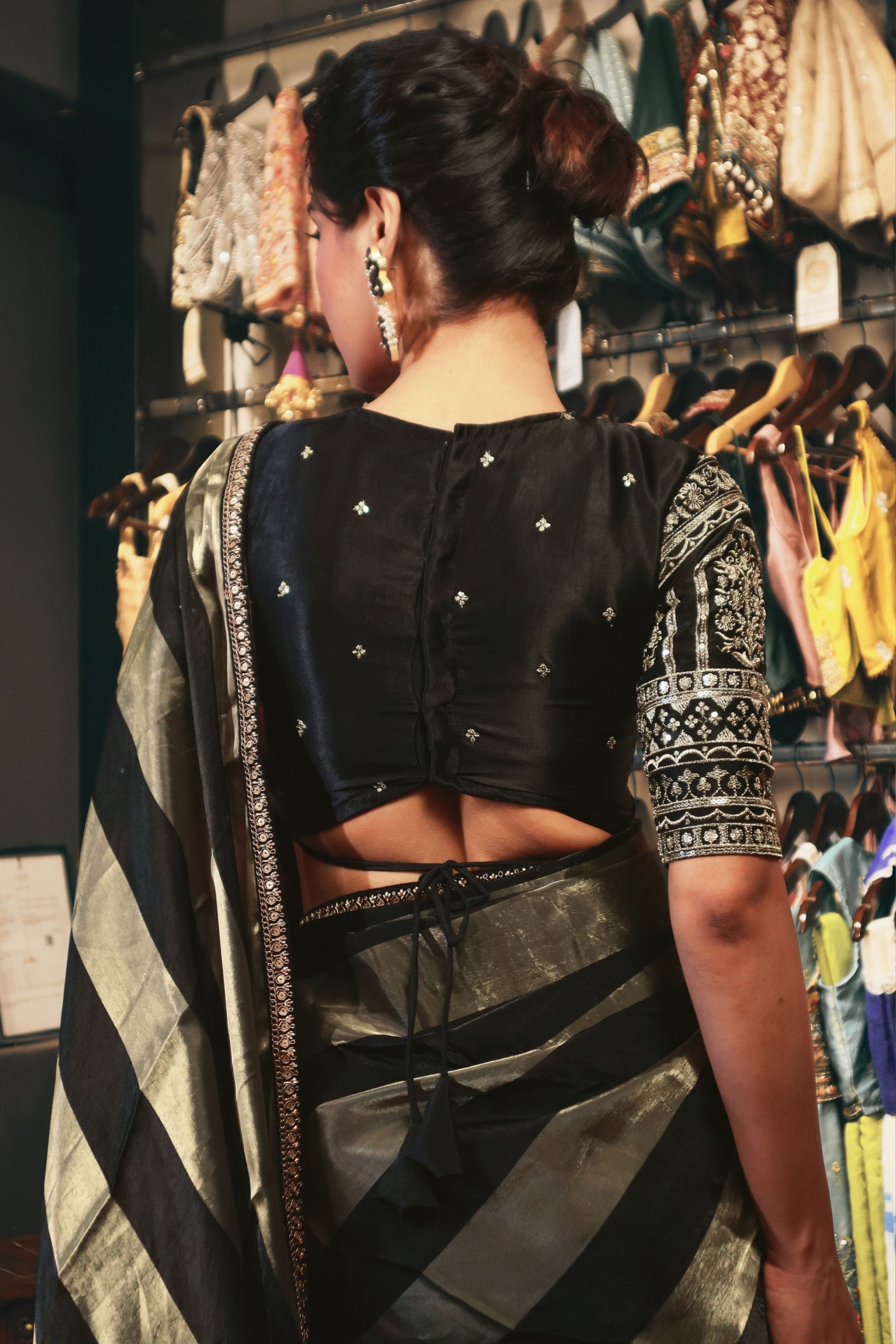 TIMELESS TRIBUTE BLOUSE