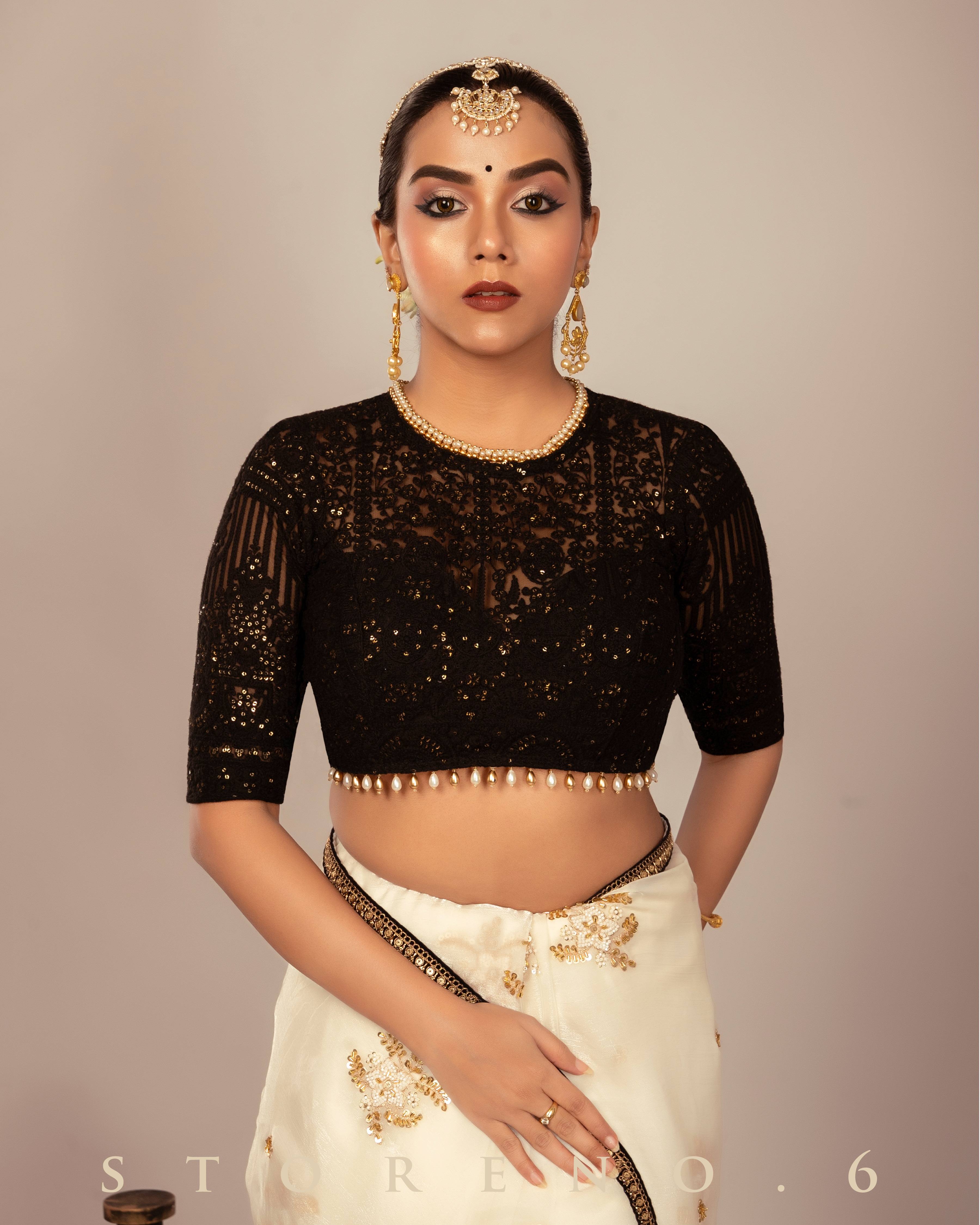 STELLAR SPLENDOR SAREE WITH DELUXE DESIRE BLOUSE