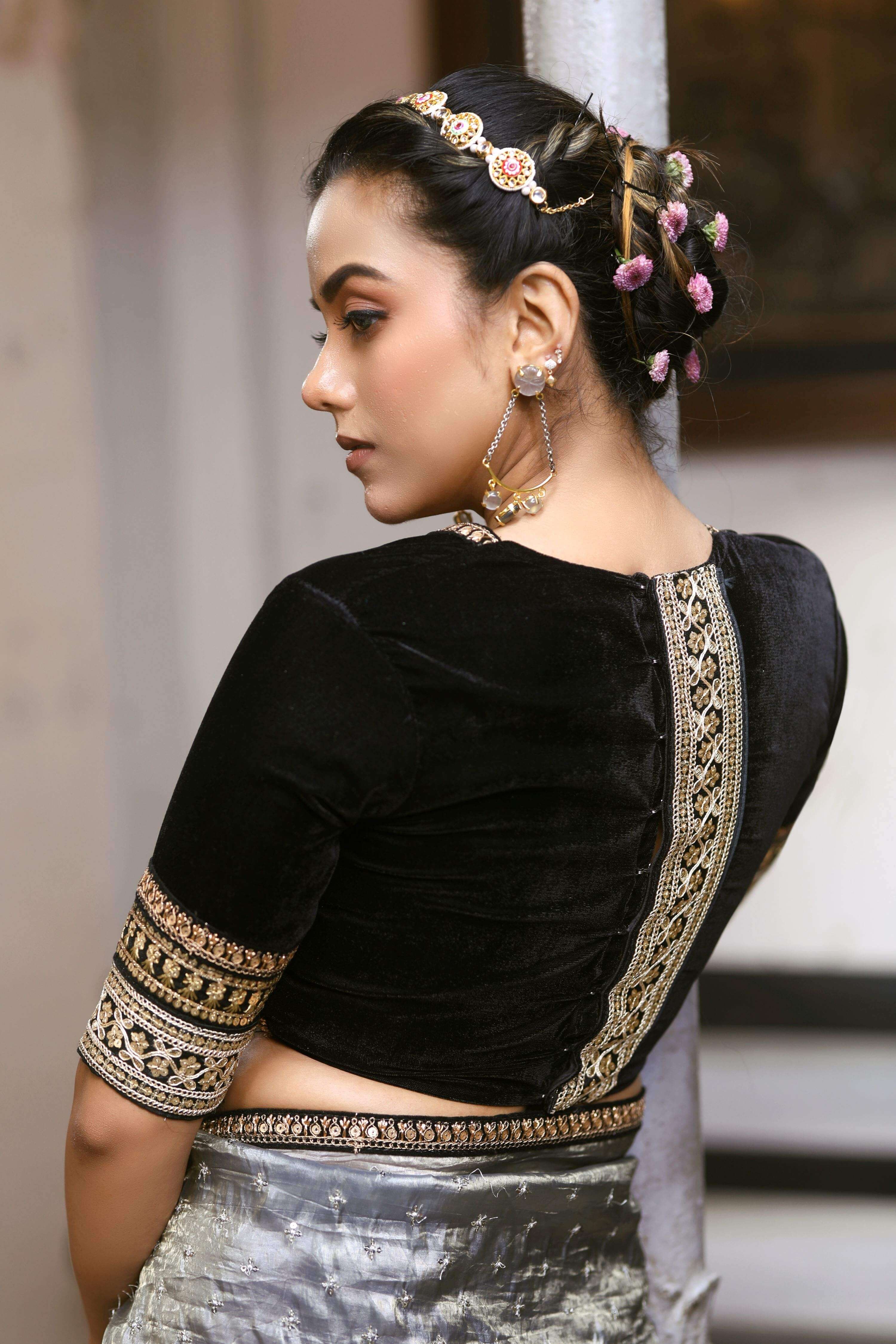 GRAPHITE GLAM SAREE WITH BLACK BEAUTY BLOUSE