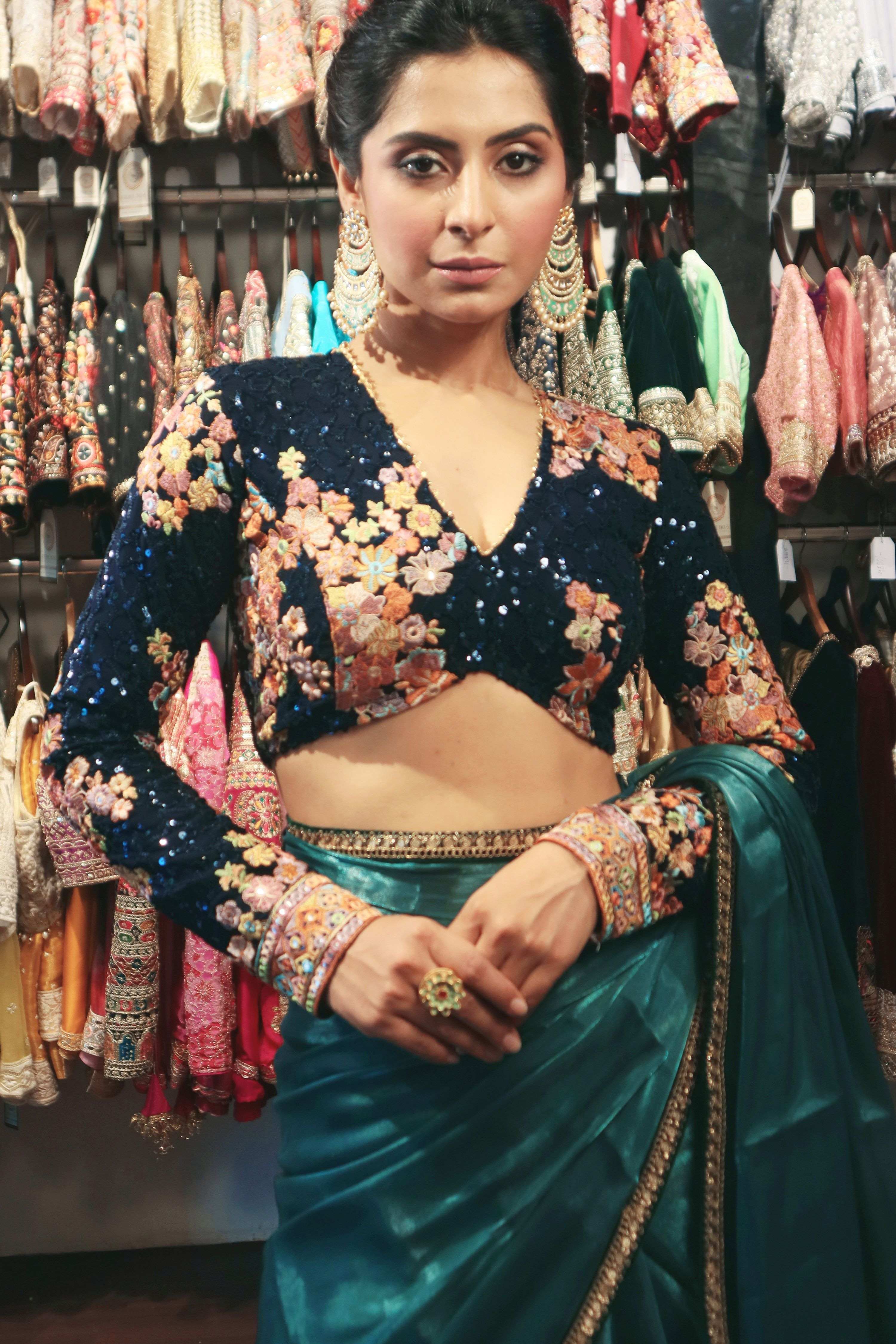 NEELI AFSOON LUXE BLOUSE