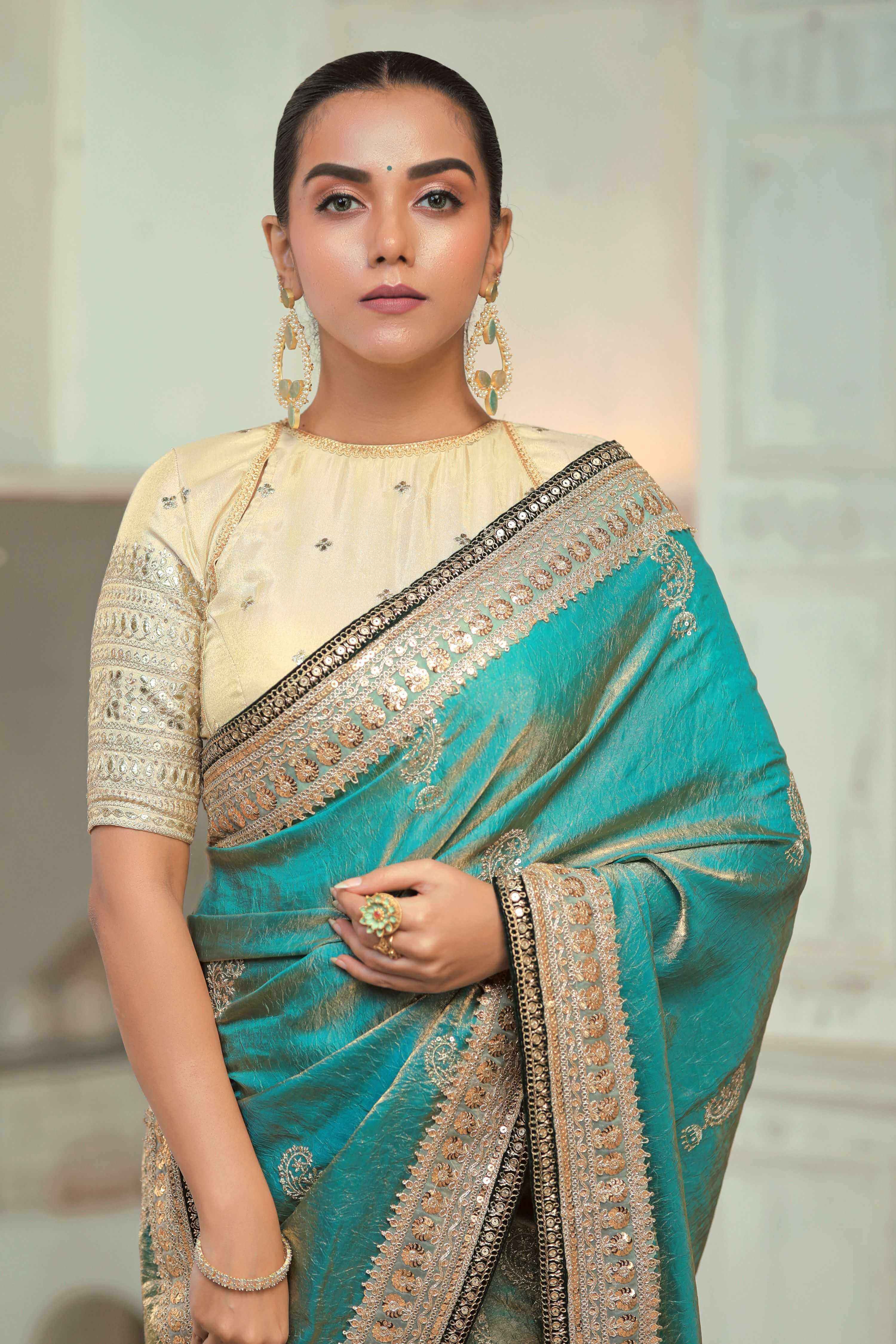 THE CLASSIC CHAMPAGNE BLOUSE