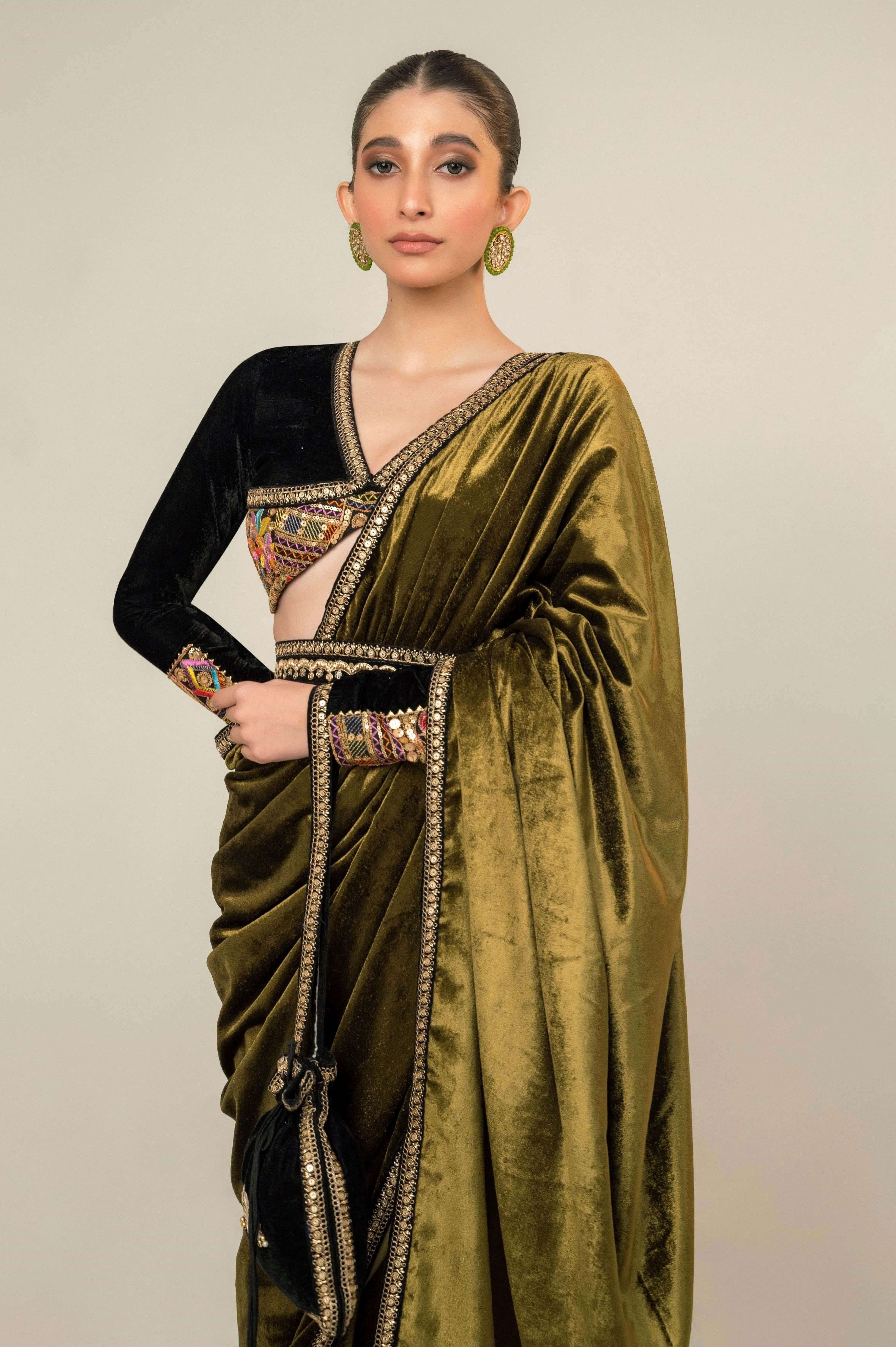 VELVET VOGUE SAREE WITH MIDNIGHT MANOR BLOUSE.