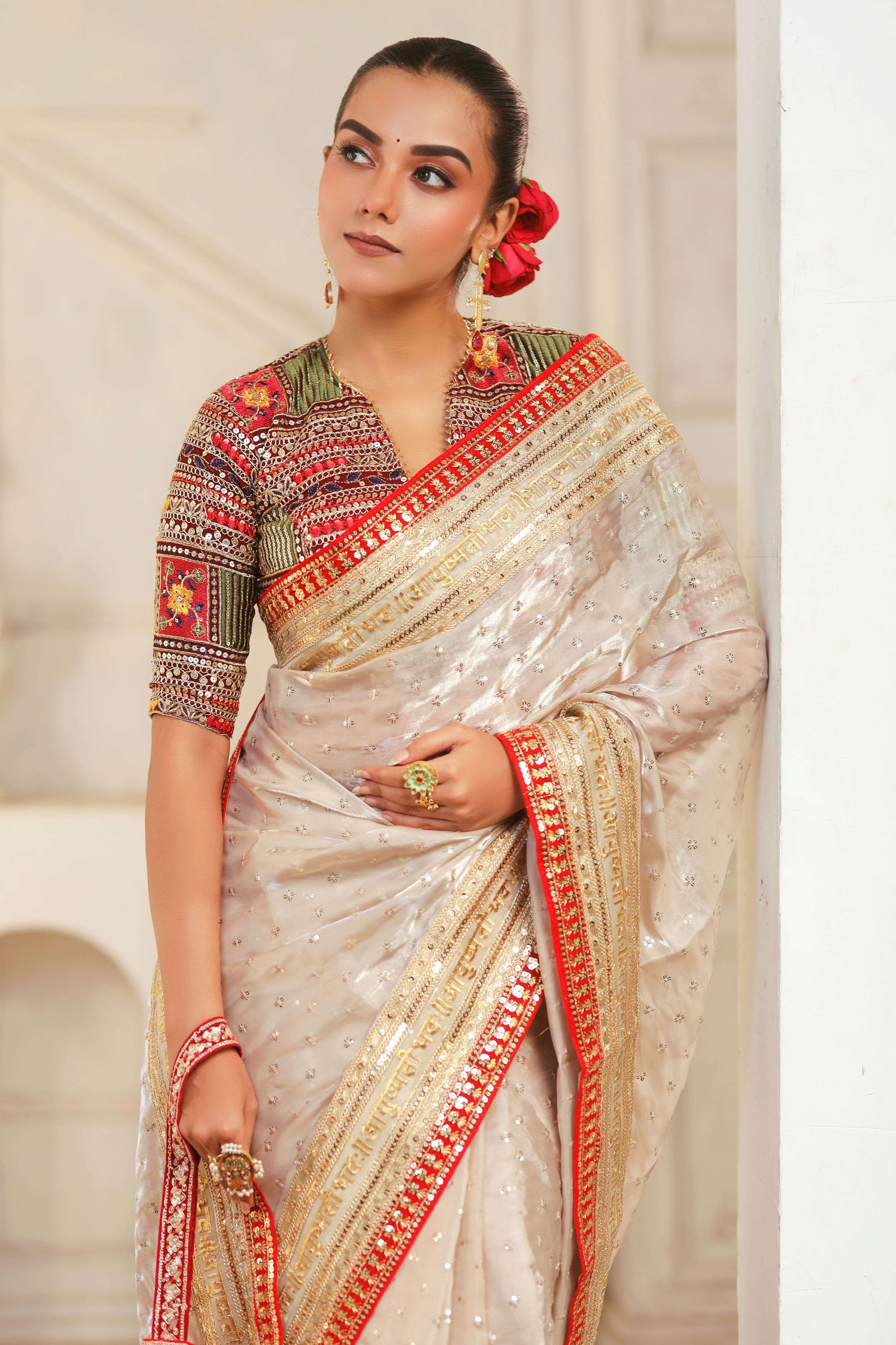 ROYAL SUBTLE QUEEN SAREE