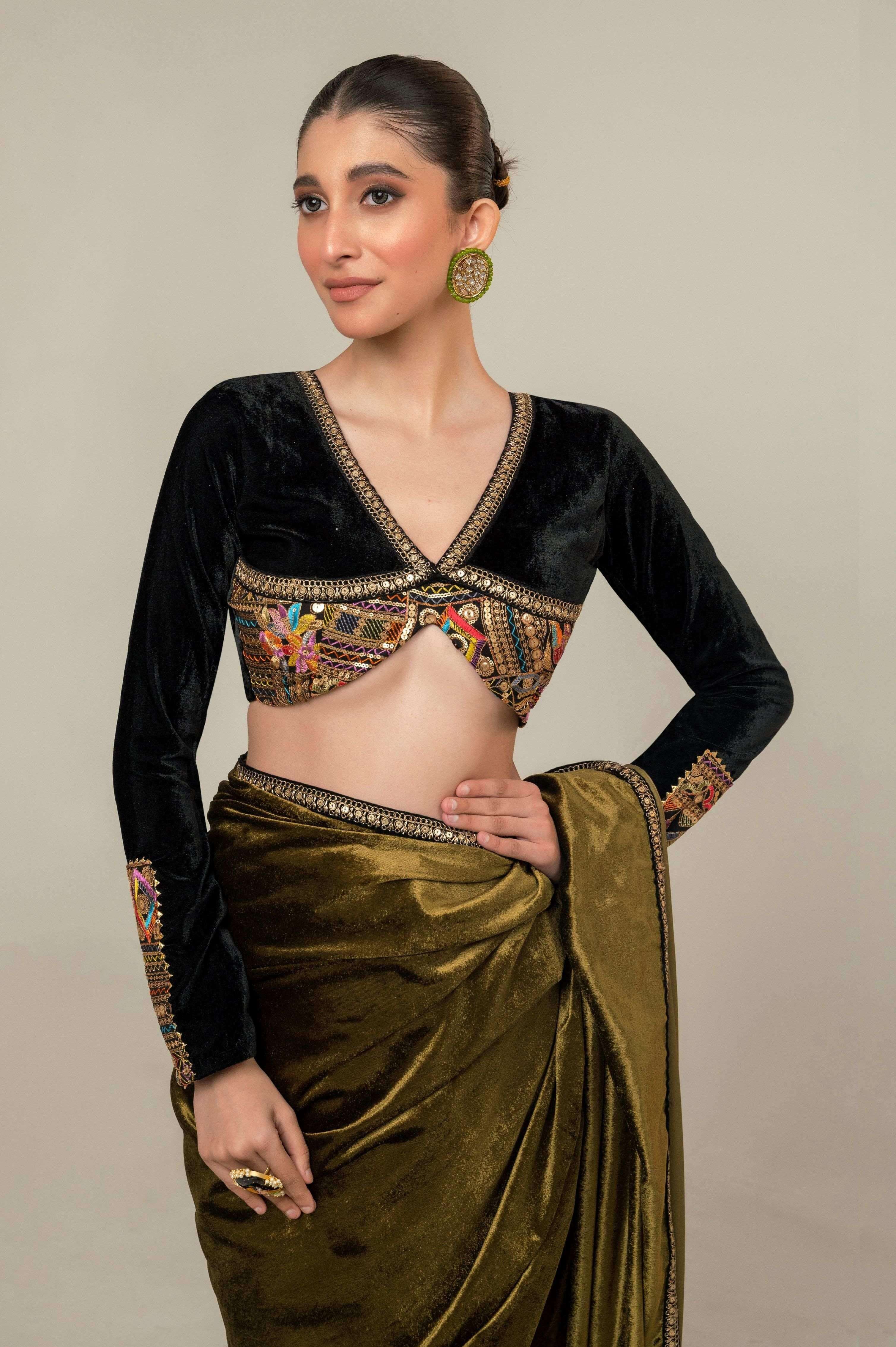 VELVET VOGUE SAREE WITH MIDNIGHT MANOR BLOUSE.