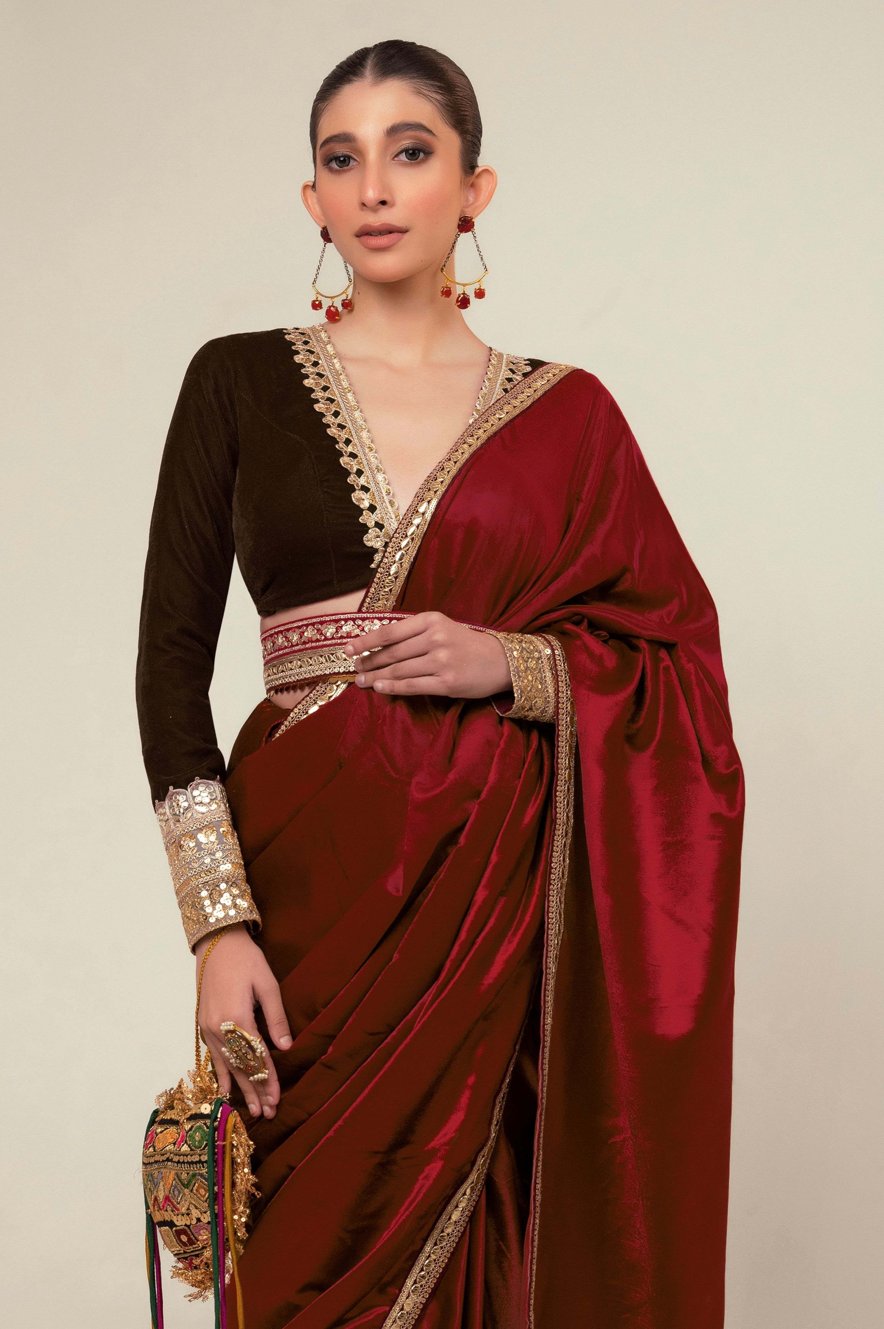 LUXE ROMANCE SAREE WITH ESPRESSO EDGE BLOUSE