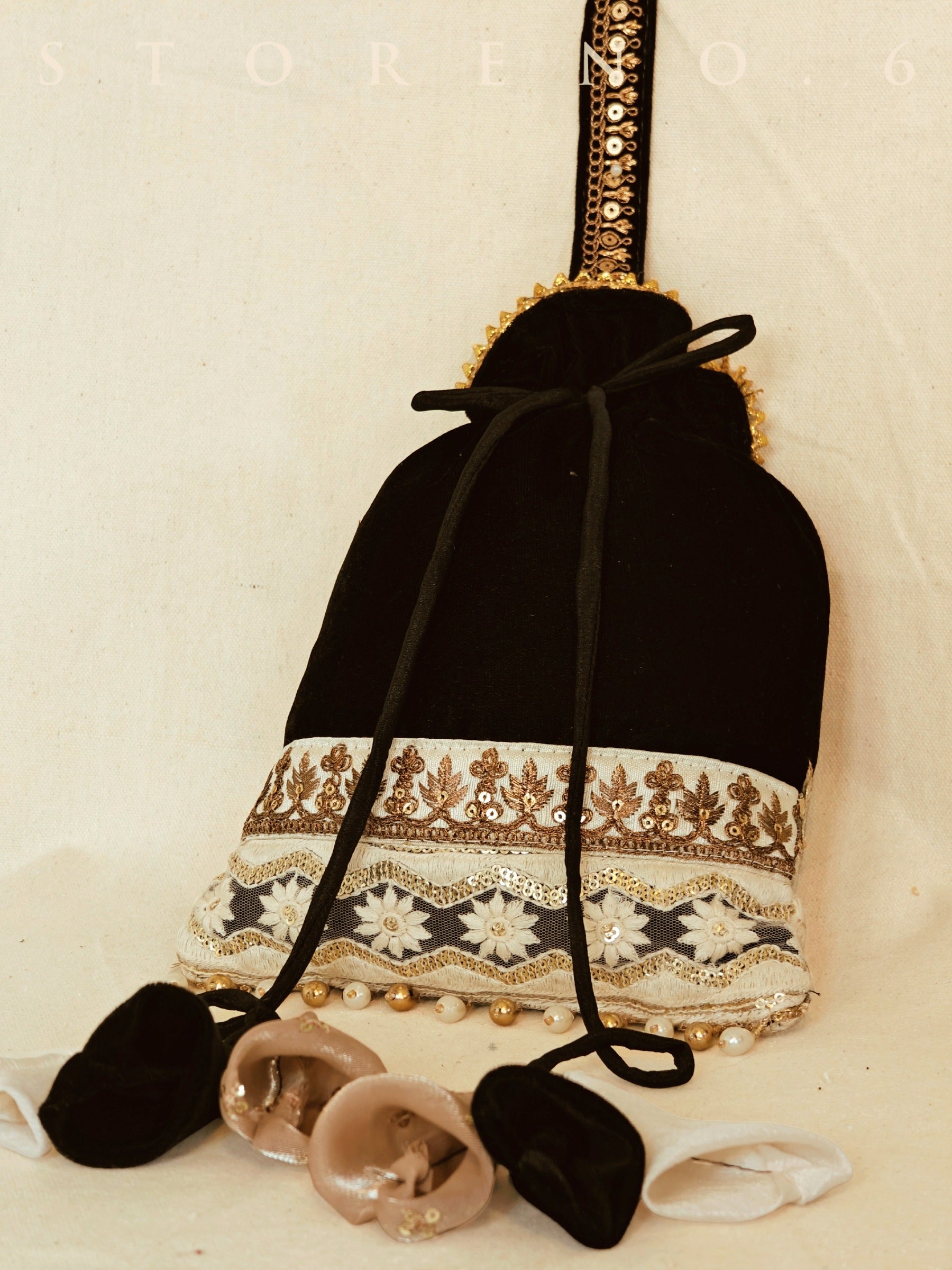 KAJRARE POTLI BAG