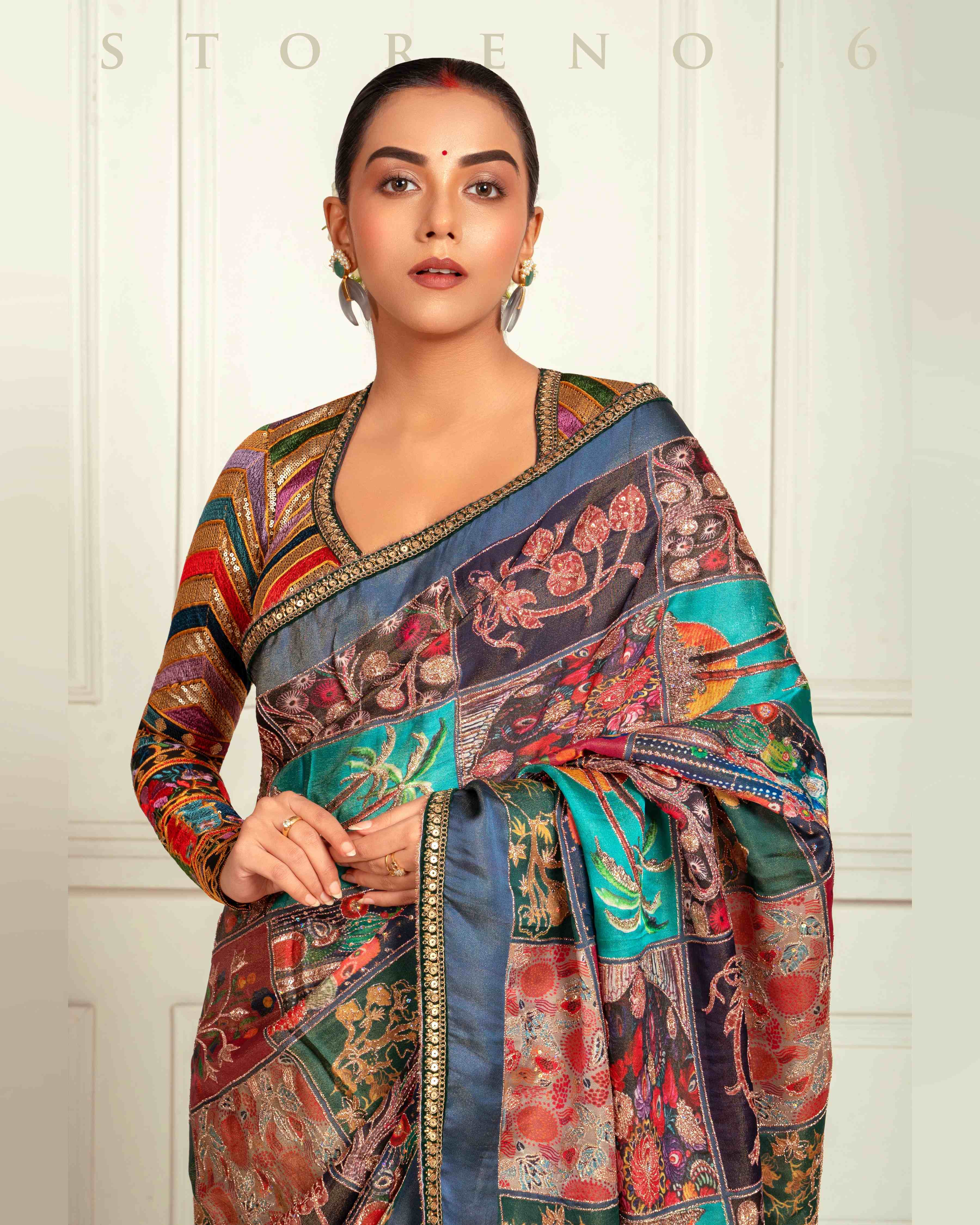 MYSTERY MUSE SAREE WITH BEBAAK SIAH PREMIUM BLOUSE