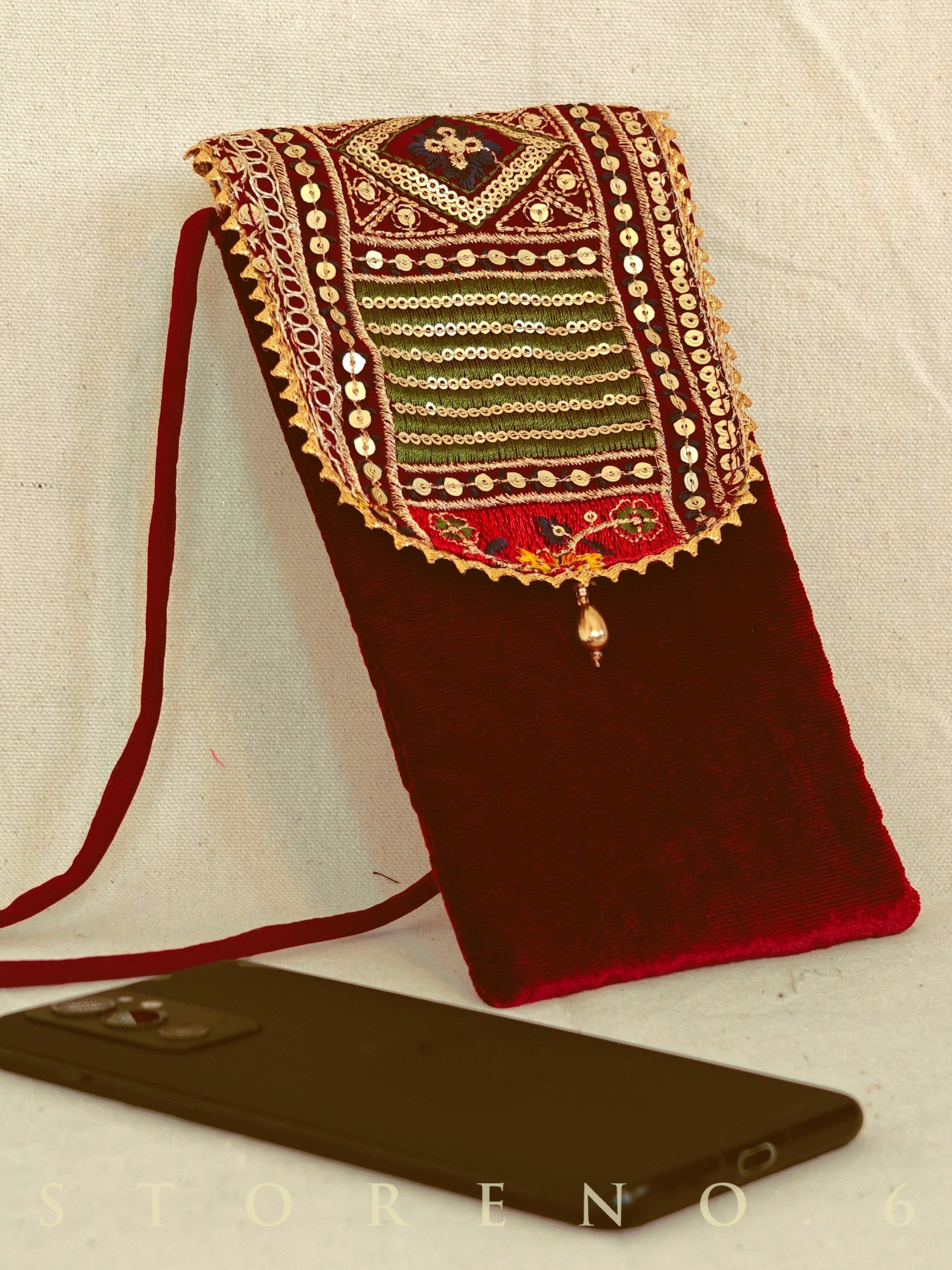 MIRCHI MINI MOBILE SLING