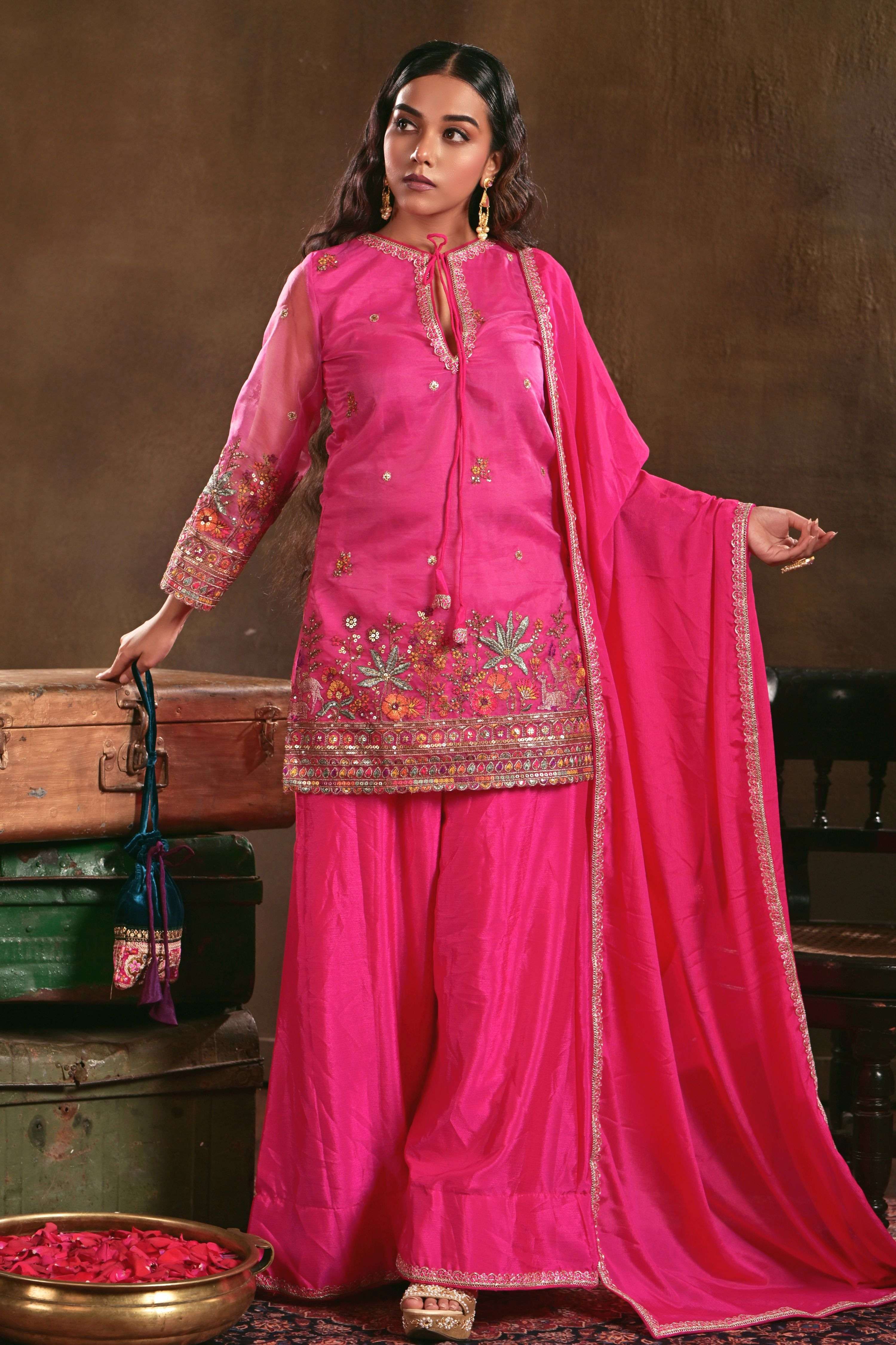 GULABO GLAM KURTA SET