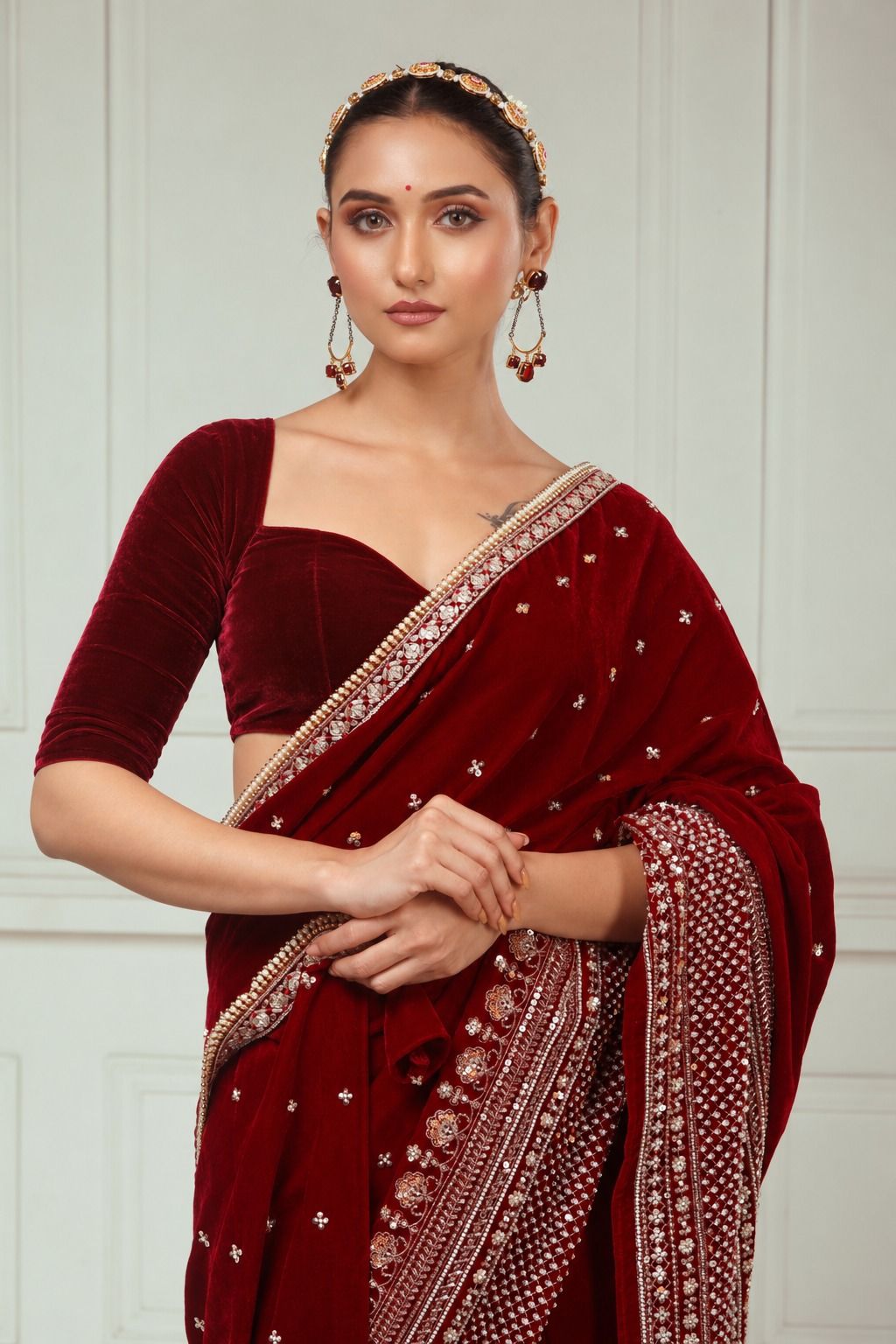 GARNET GRANDEUR SAREE AND BLOUSE SET